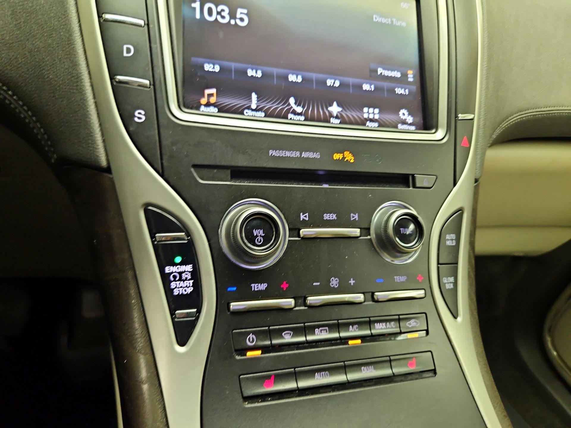 Thumbnail: 2017 Lincoln MKX - 16