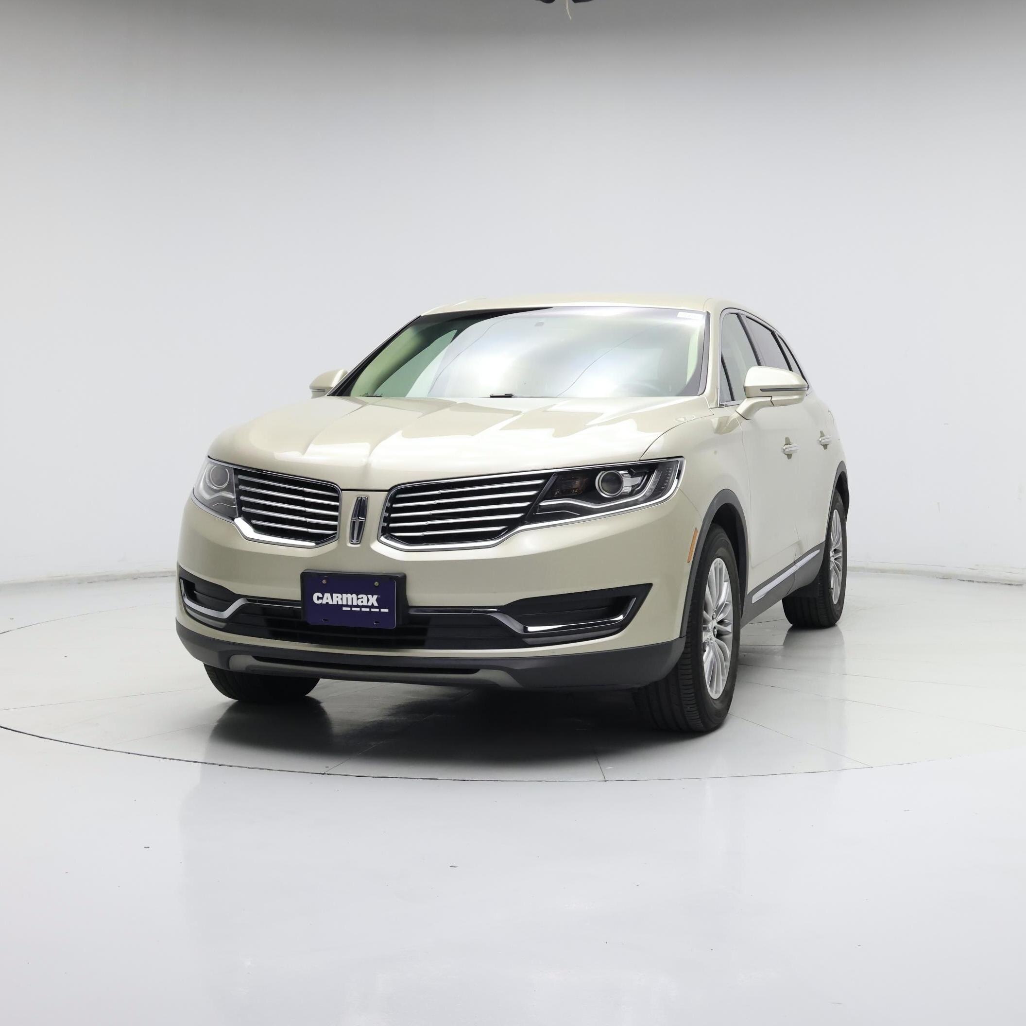 Thumbnail: 2017 Lincoln MKX - 4