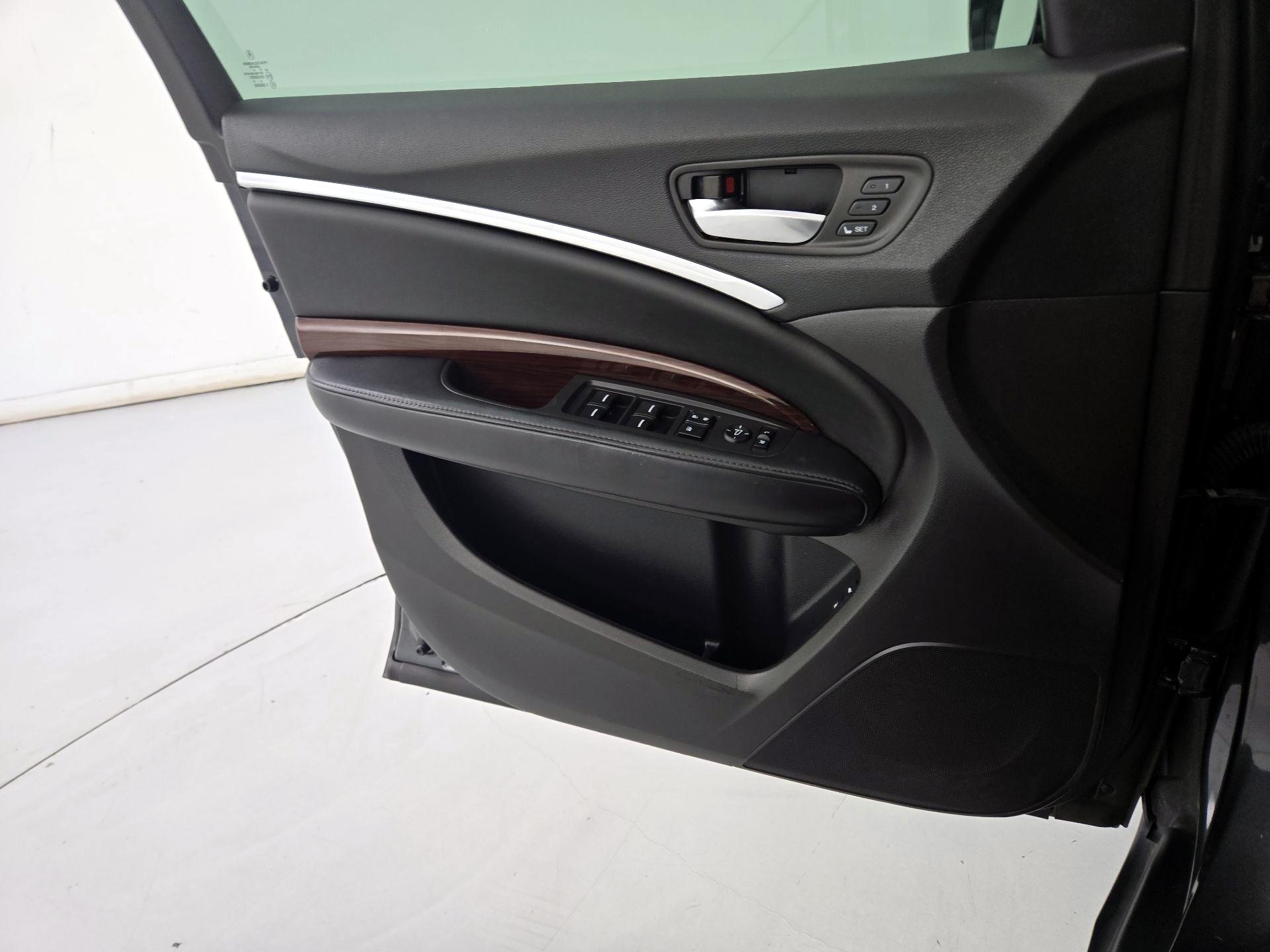 Thumbnail: 2015 Acura MDX - 12