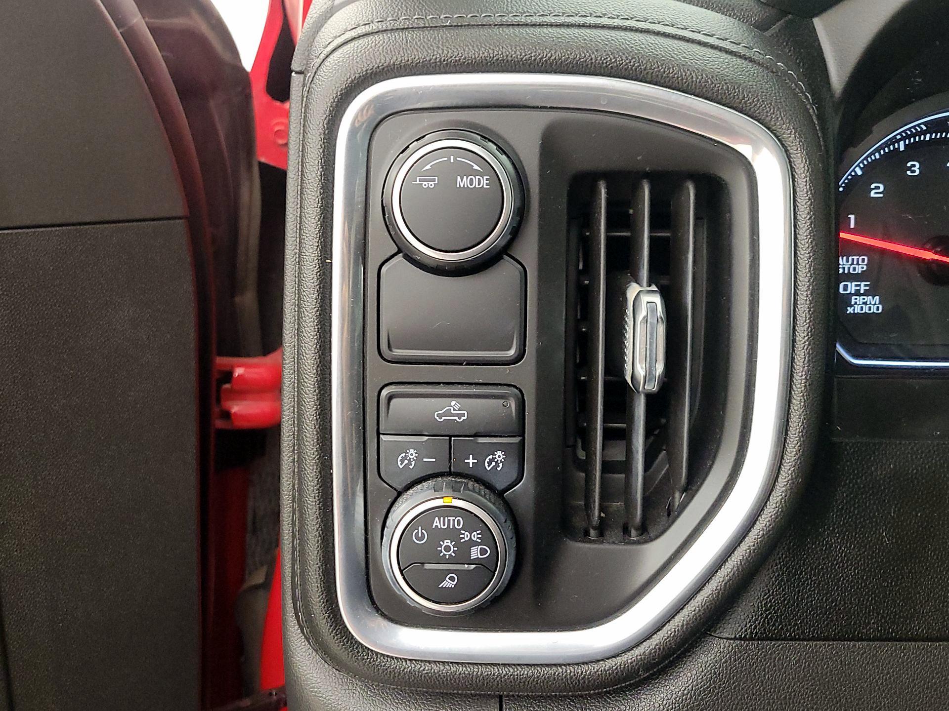 Thumbnail: 2021 Chevrolet Silverado 1500 - 13