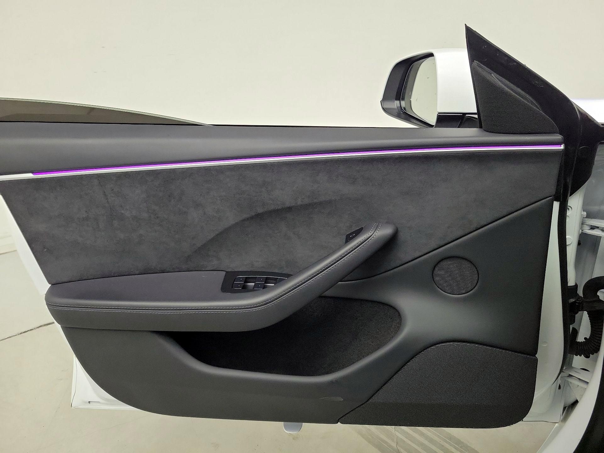 Thumbnail: 2025 Tesla Model 3 - 12