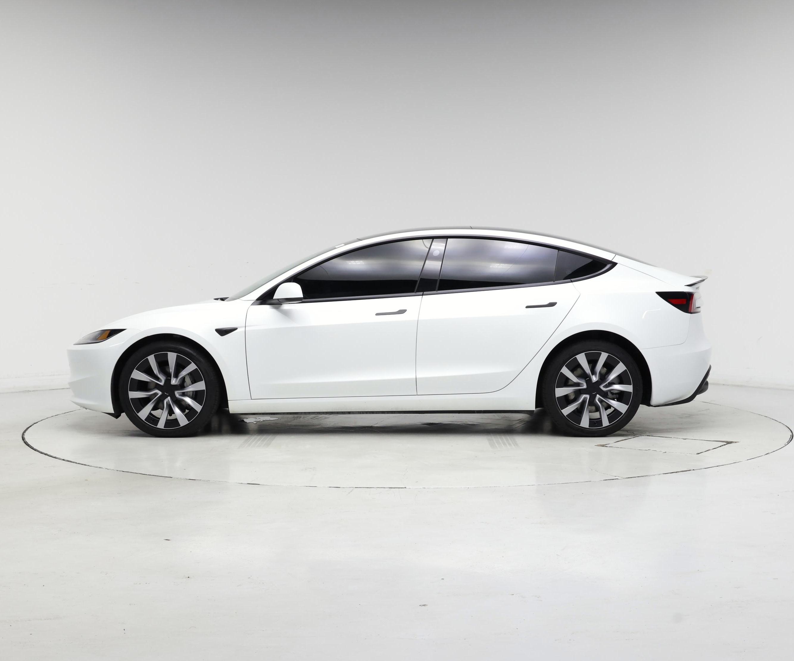 Thumbnail: 2025 Tesla Model 3 - 3
