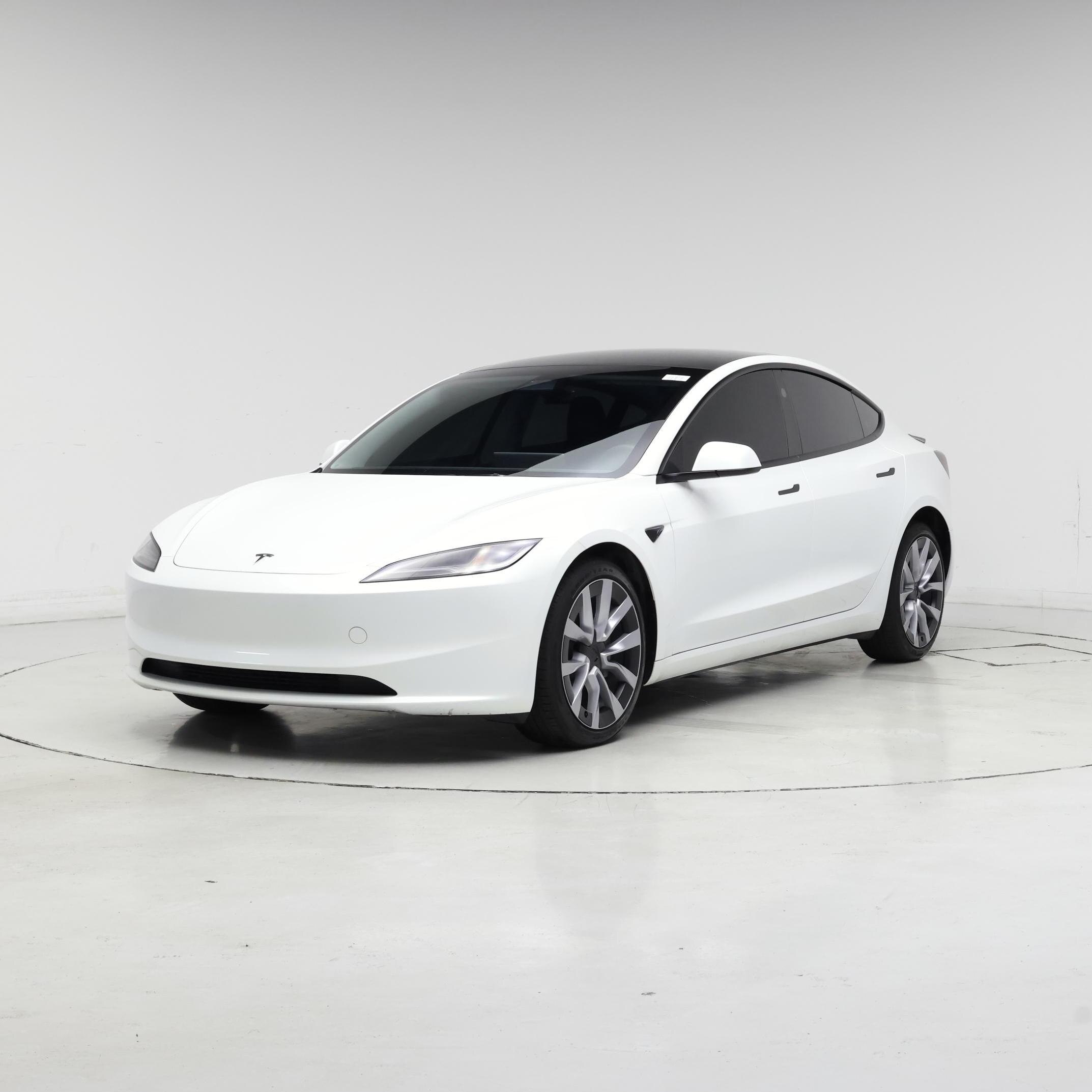 Thumbnail: 2025 Tesla Model 3 - 4