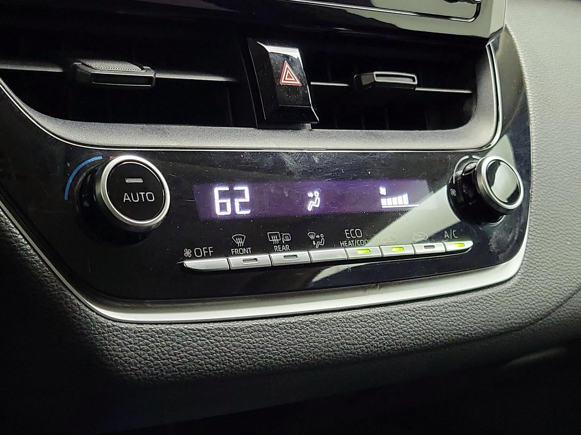 Thumbnail: 2020 Toyota Corolla - 16