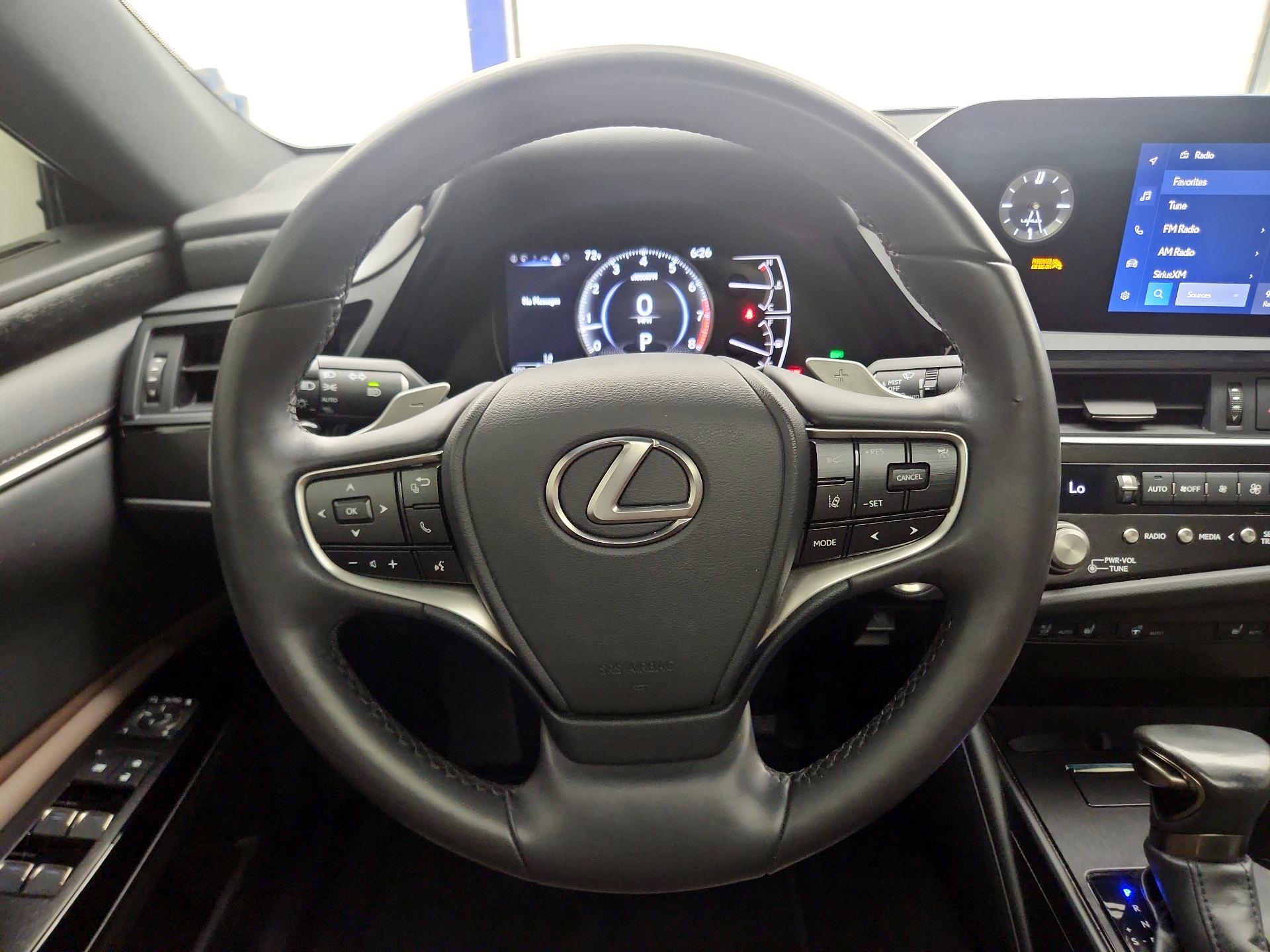 Thumbnail: 2023 Lexus ES - 10