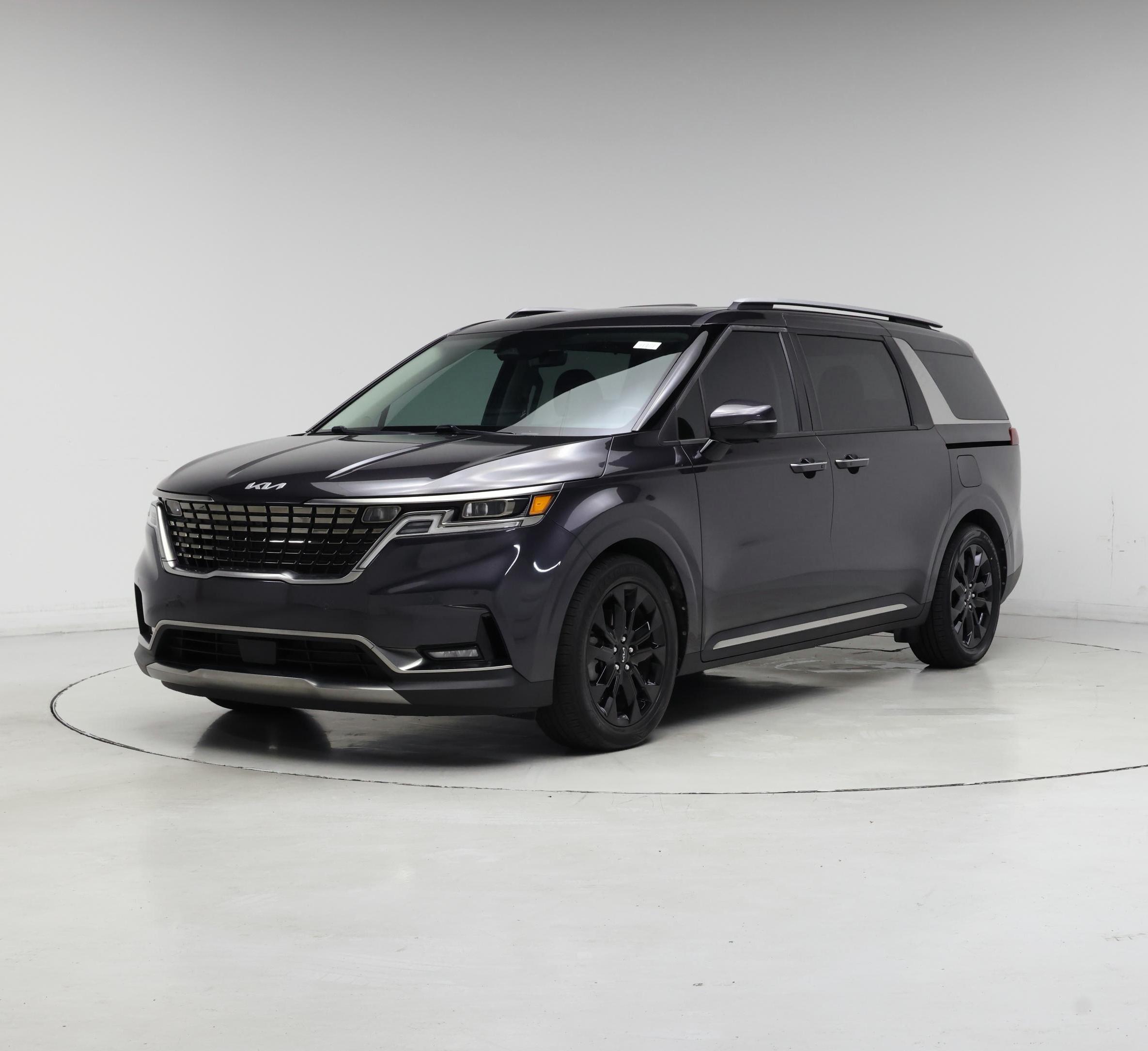 Thumbnail: 2023 Kia Carnival - 4