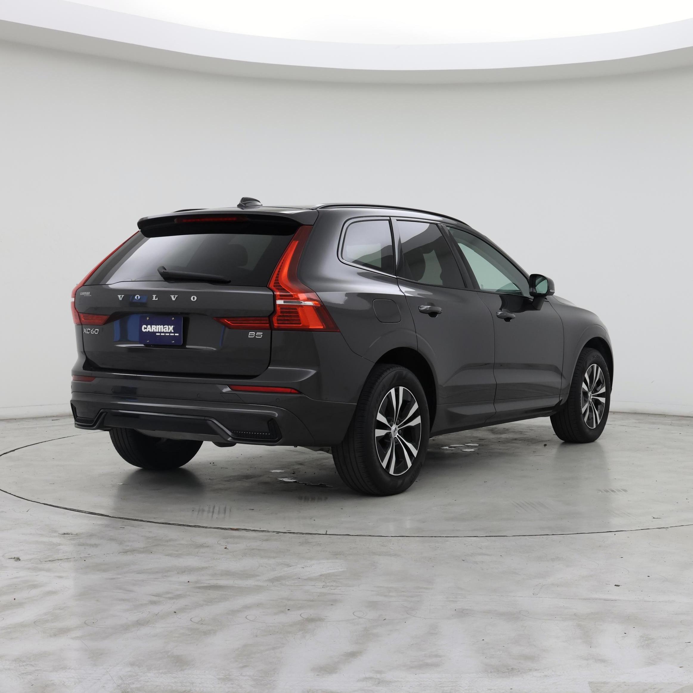 Thumbnail: 2024 Volvo XC60 - 8