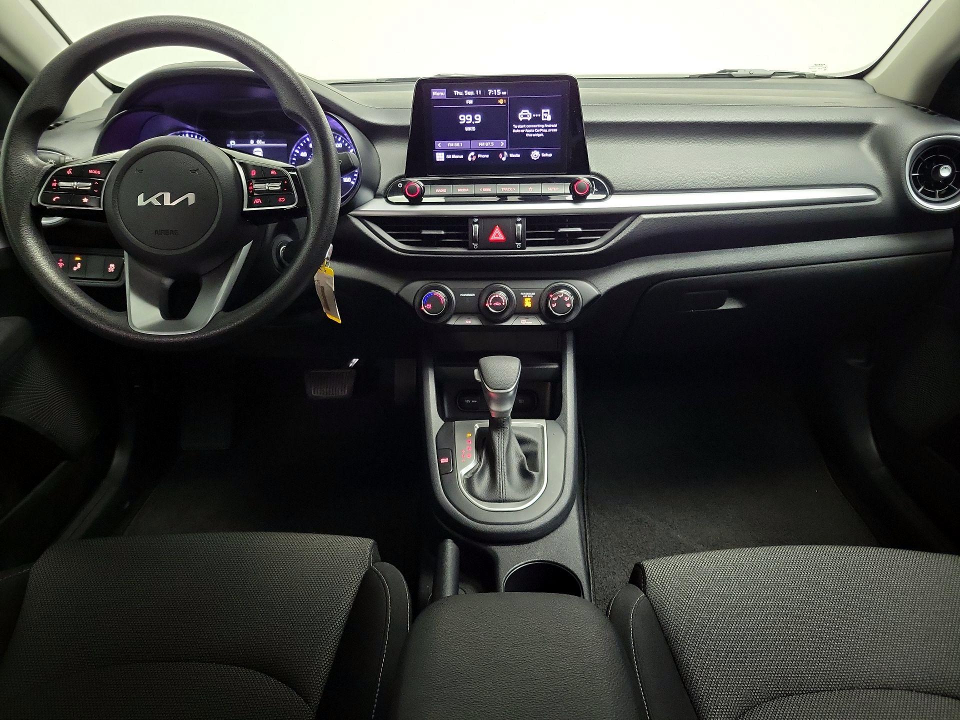 Thumbnail: 2024 Kia Forte - 9