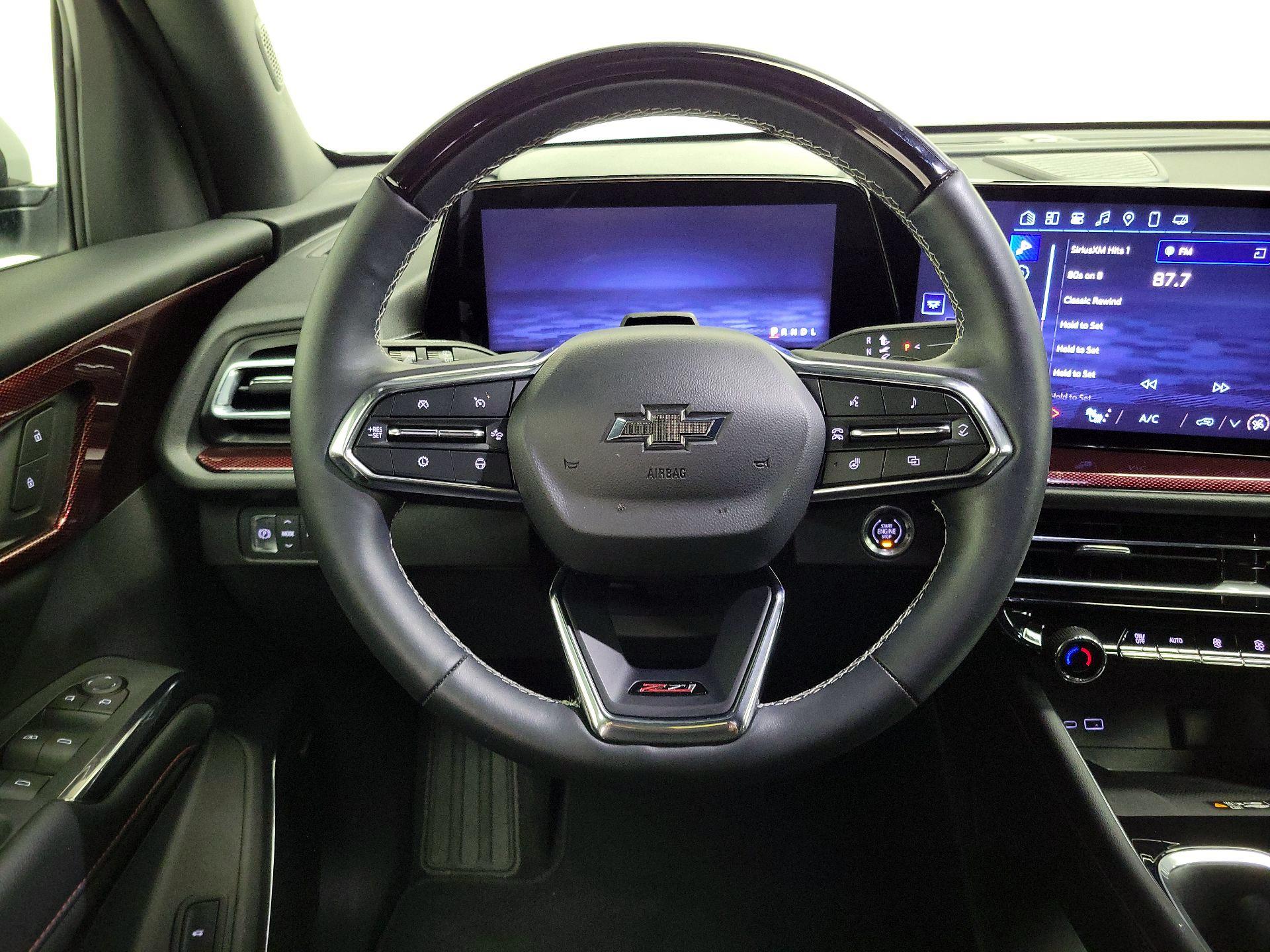 Thumbnail: 2025 Chevrolet Traverse - 10