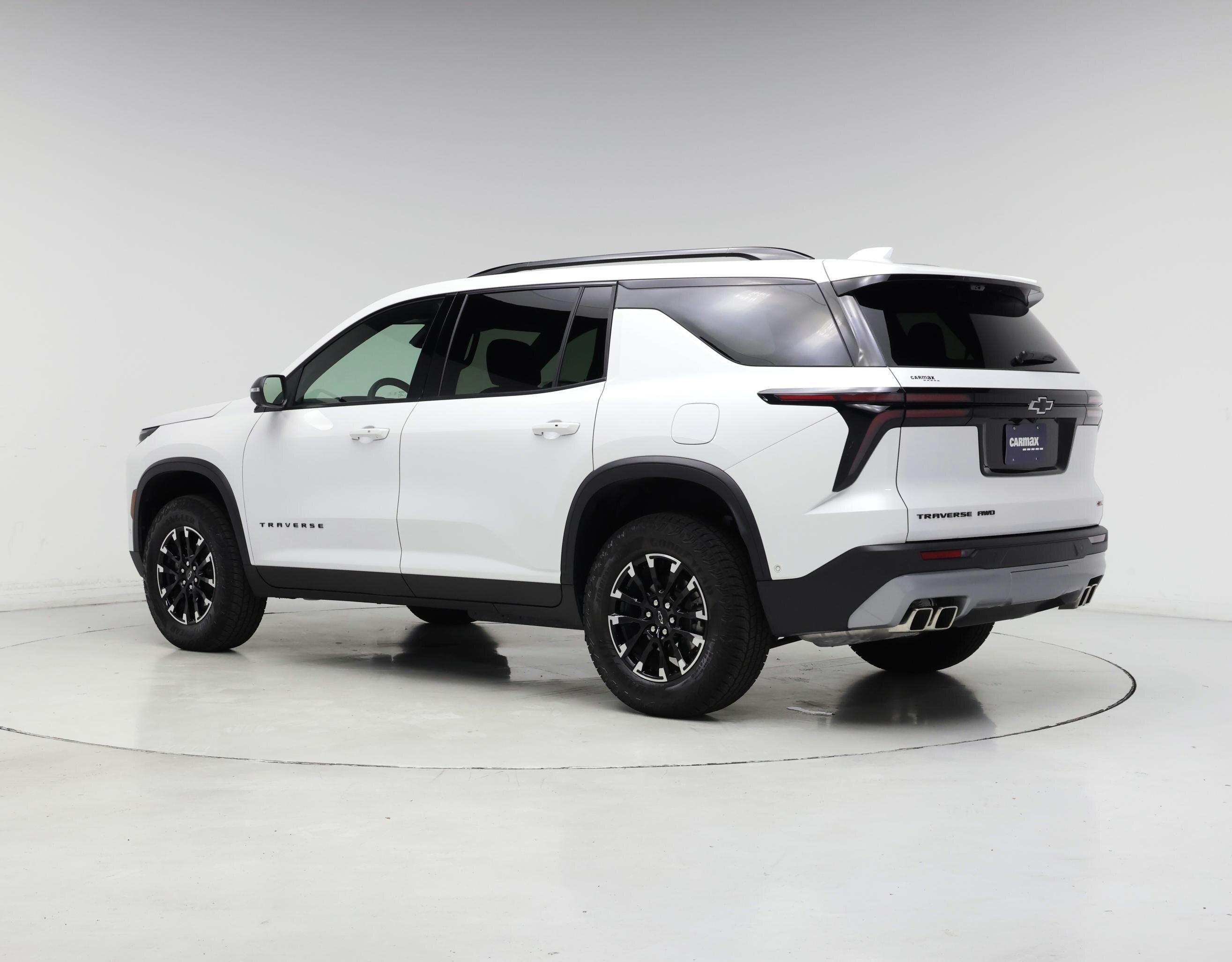 Thumbnail: 2025 Chevrolet Traverse - 2