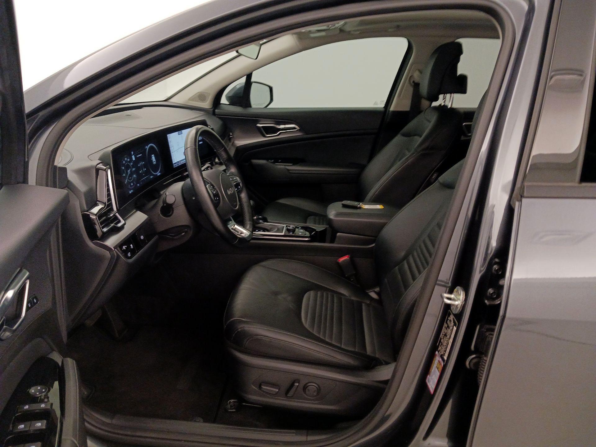 Thumbnail: 2023 Kia Sportage - 11