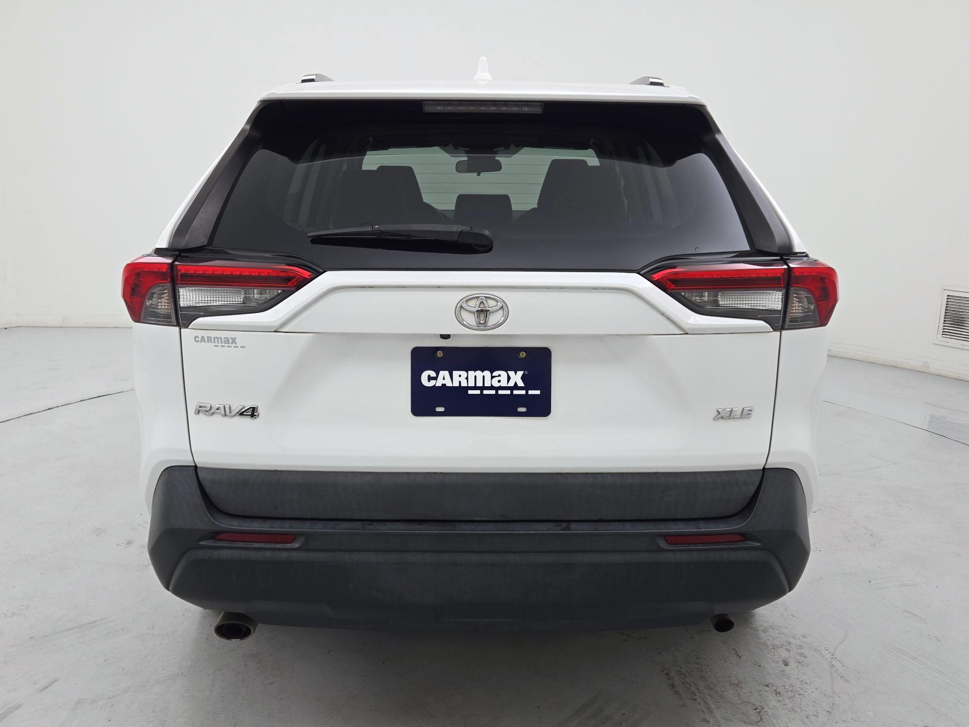 Thumbnail: 2020 Toyota RAV4 - 6