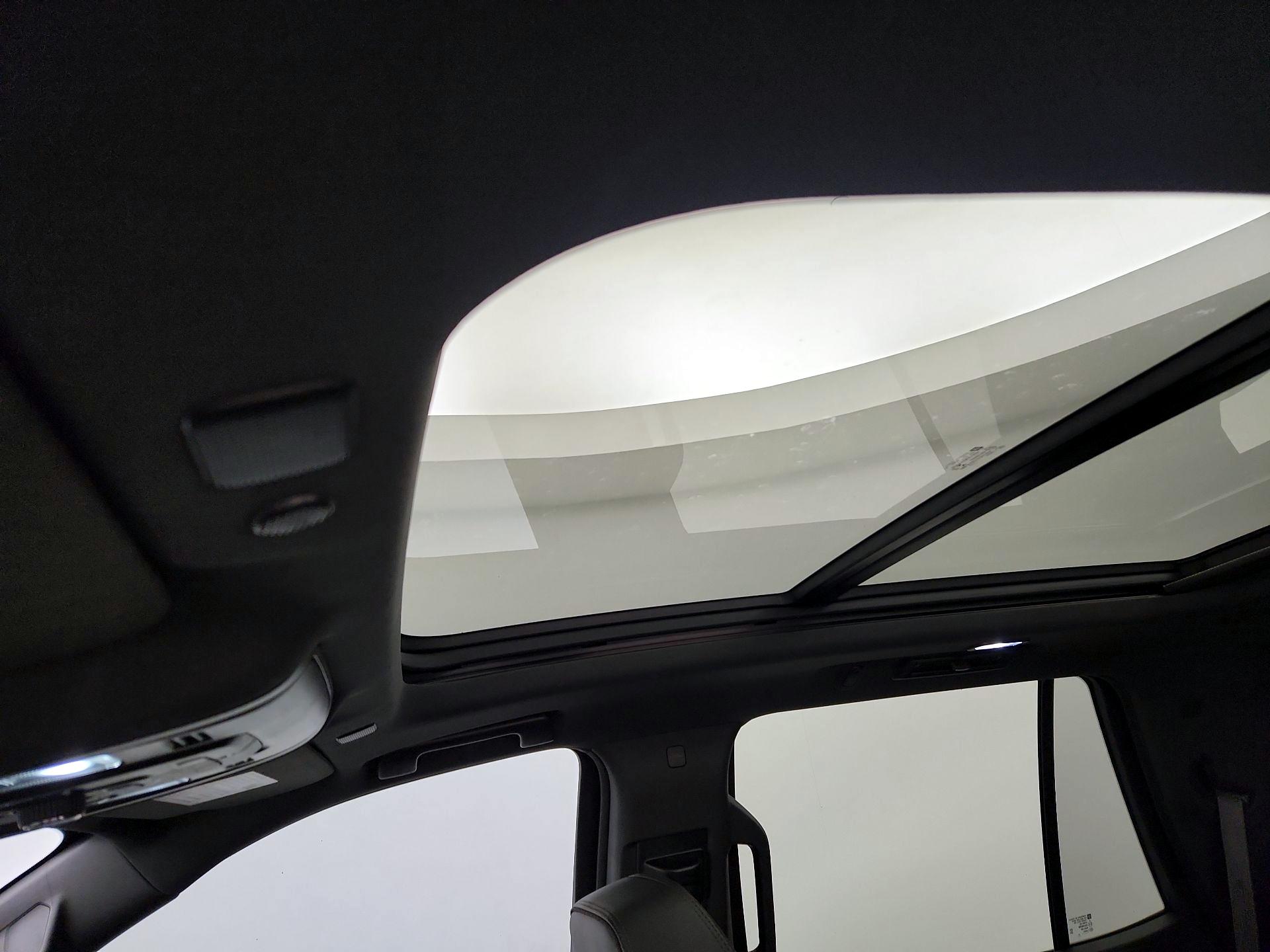 Thumbnail: 2021 Chevrolet Tahoe - 19