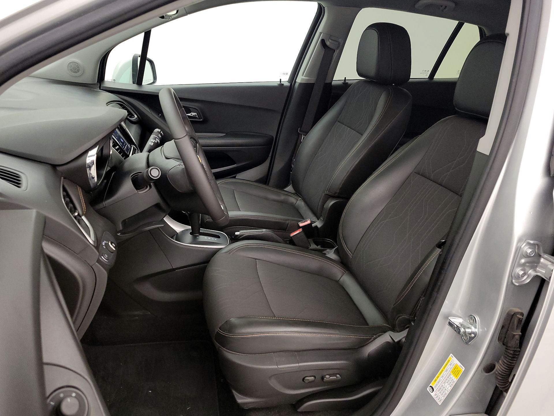 Thumbnail: 2021 Chevrolet Trax - 11