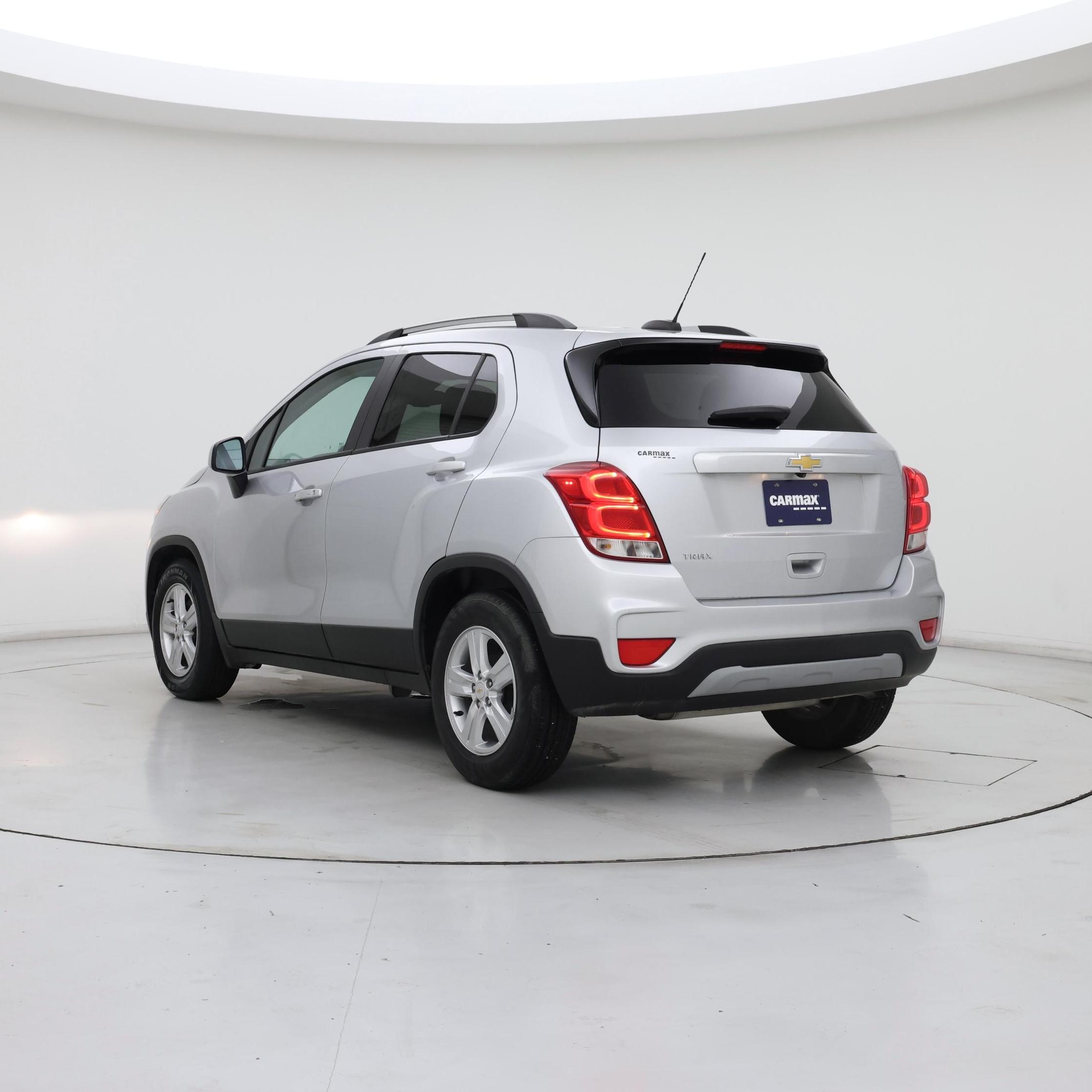 Thumbnail: 2021 Chevrolet Trax - 2