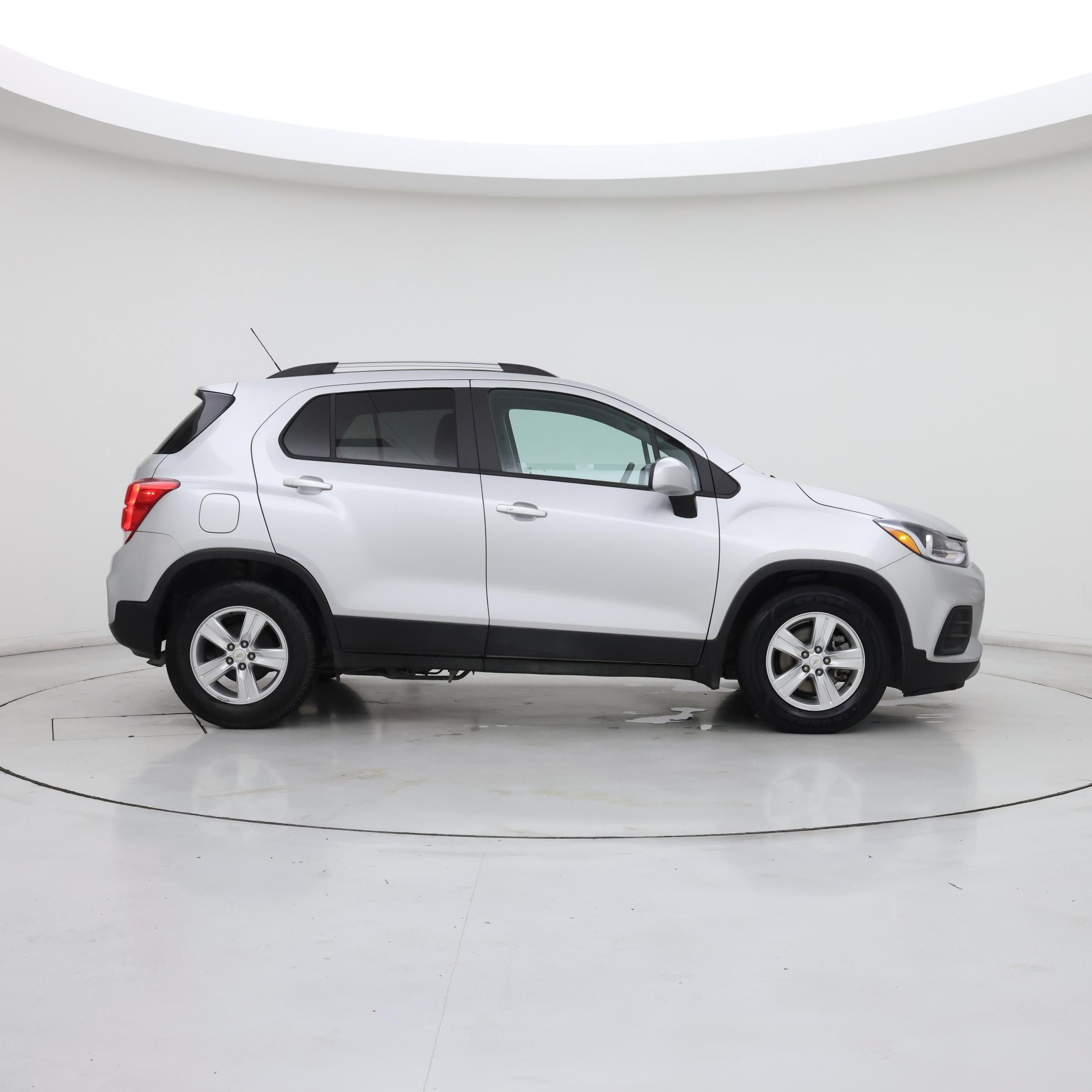 Thumbnail: 2021 Chevrolet Trax - 7