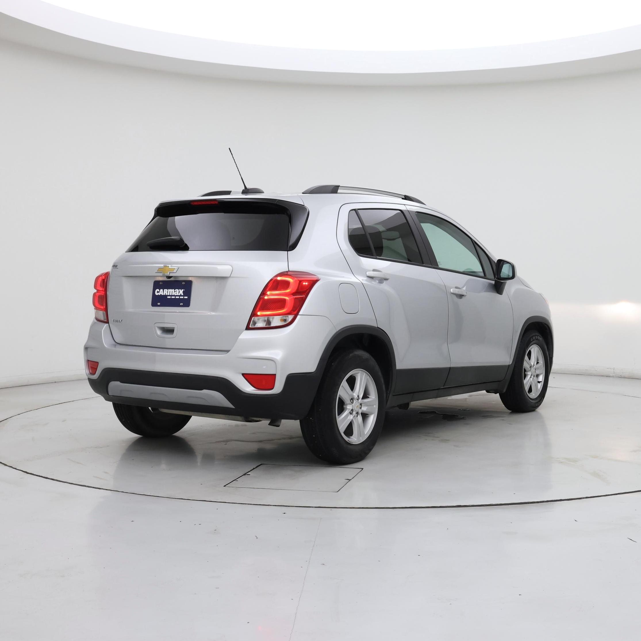 Thumbnail: 2021 Chevrolet Trax - 8