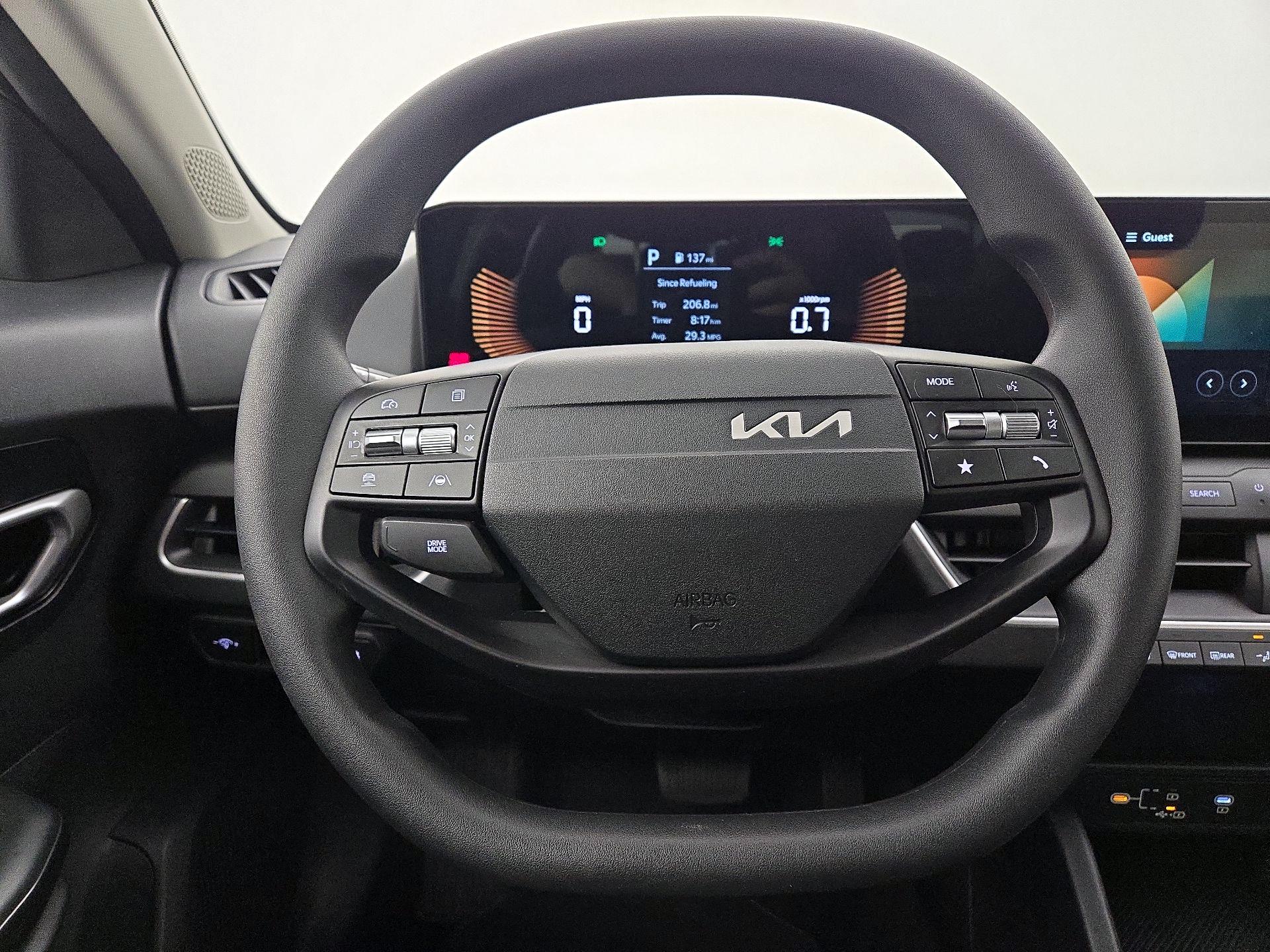 Thumbnail: 2025 Kia K4 - 10