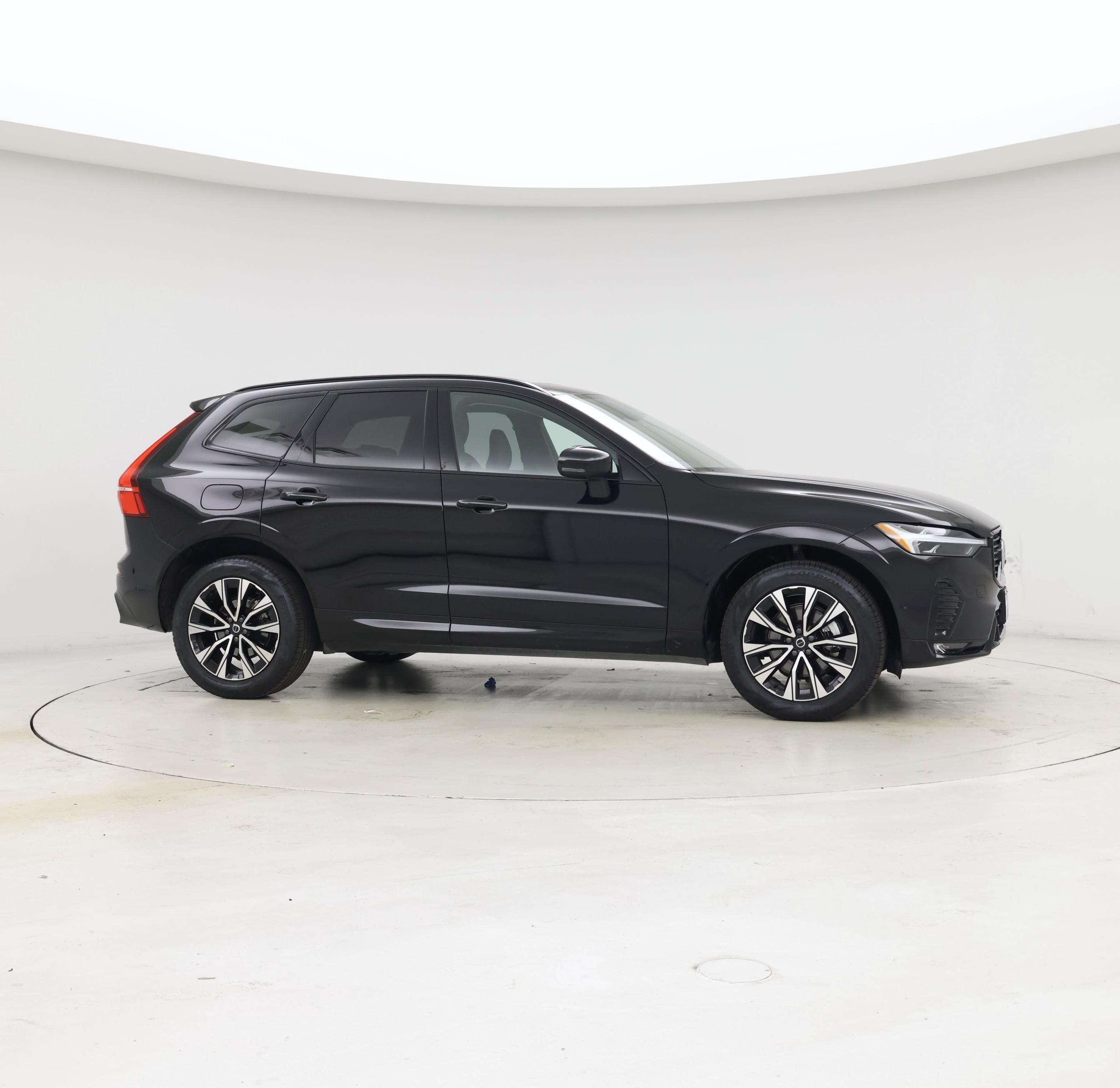 Thumbnail: 2025 Volvo XC60 - 7