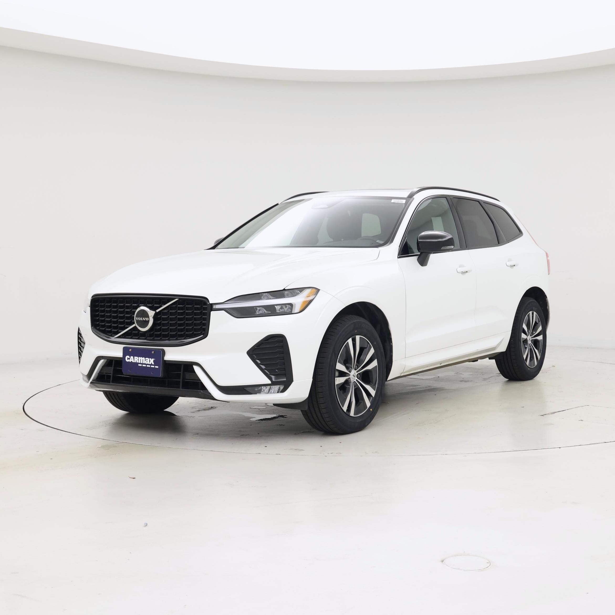 Thumbnail: 2025 Volvo XC60 - 4