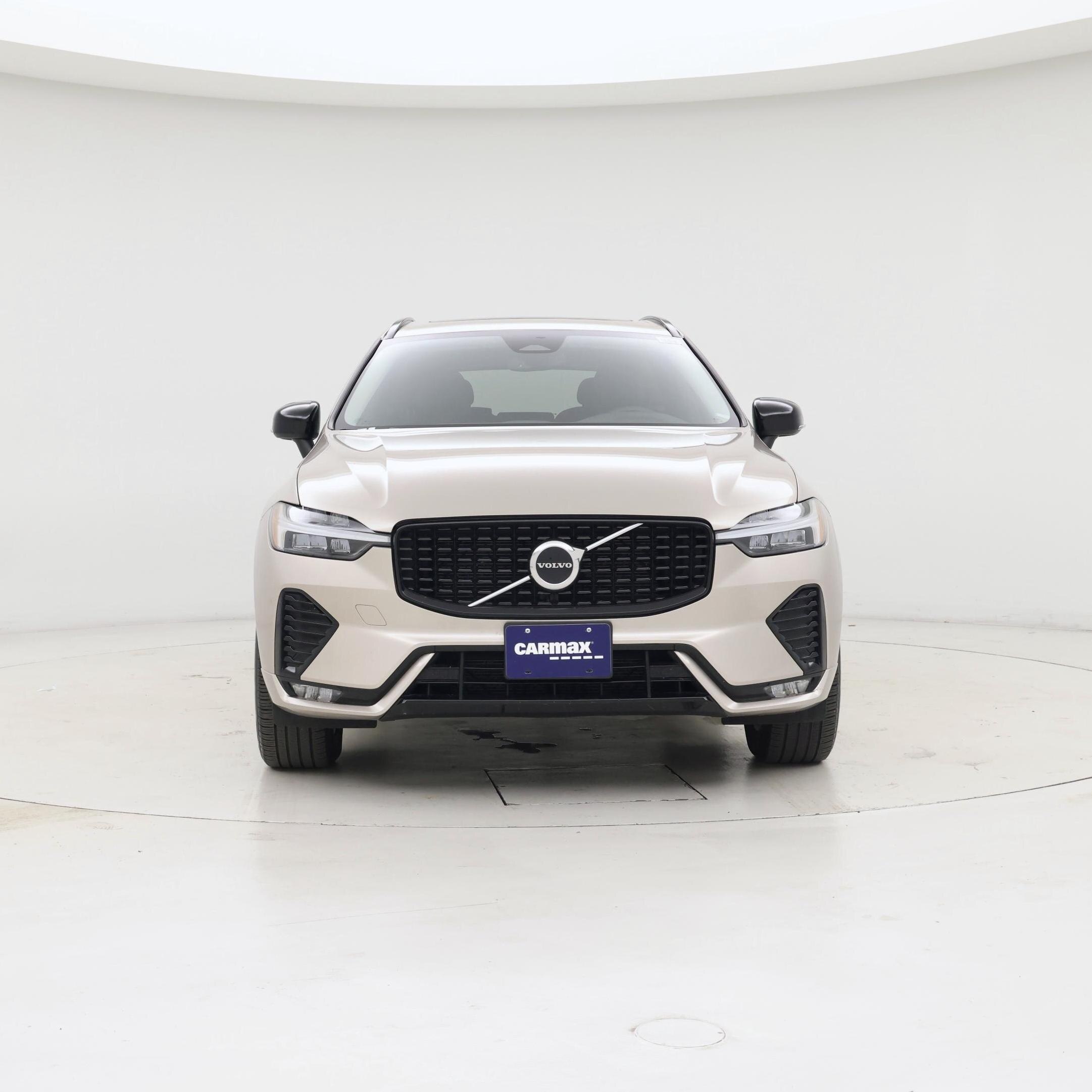 Thumbnail: 2025 Volvo XC60 - 5