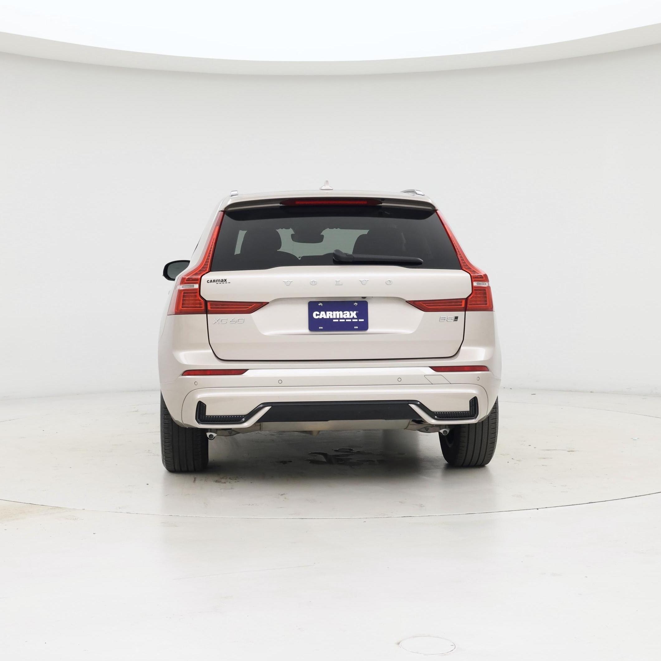 Thumbnail: 2025 Volvo XC60 - 6