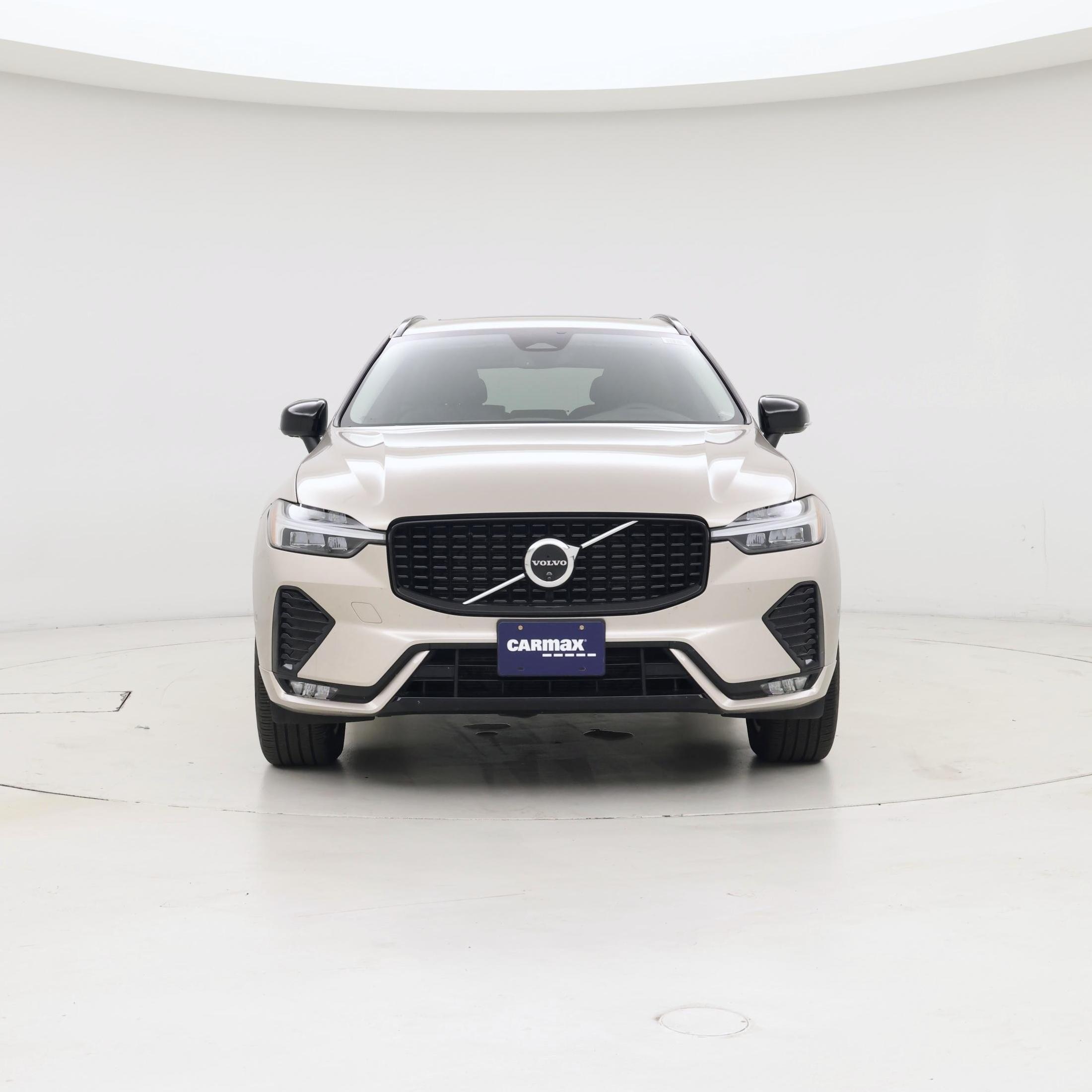 Thumbnail: 2025 Volvo XC60 - 5