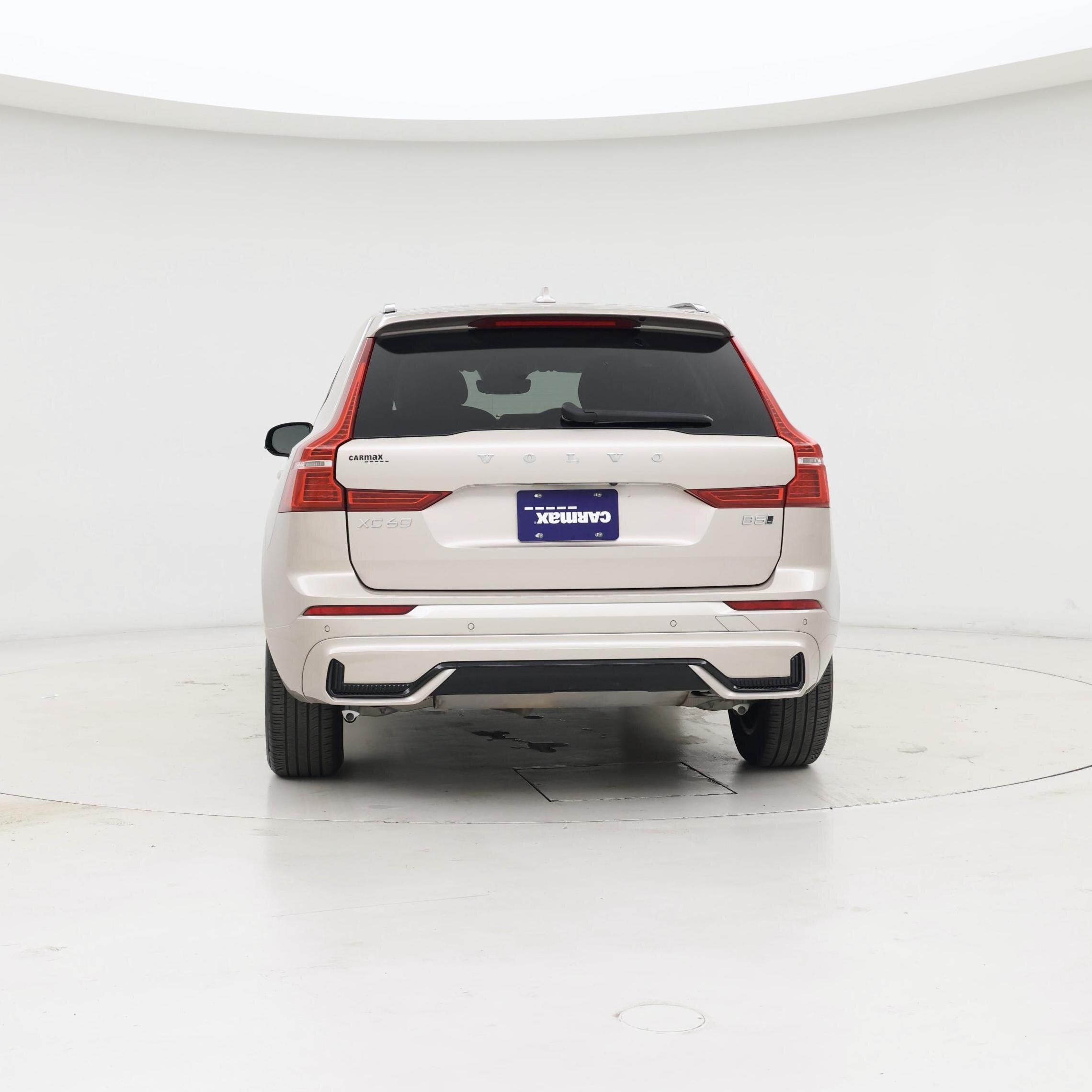 Thumbnail: 2025 Volvo XC60 - 6