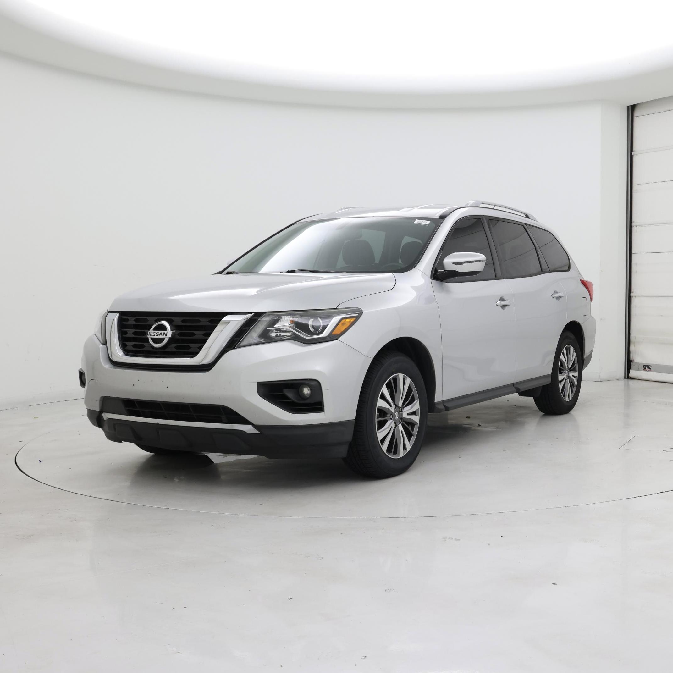 Thumbnail: 2018 Nissan Pathfinder - 4