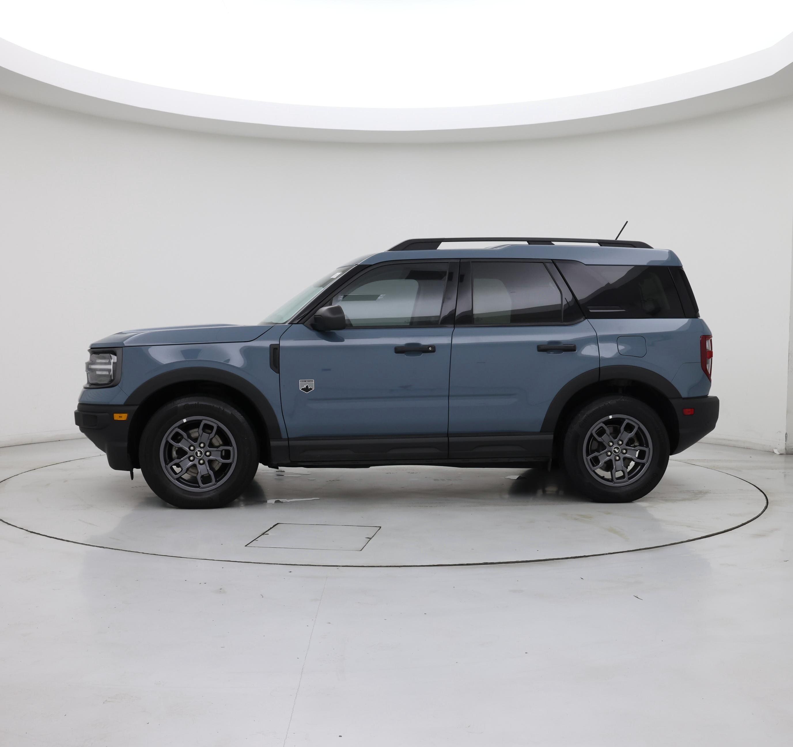 Thumbnail: 2022 Ford Bronco Sport - 3