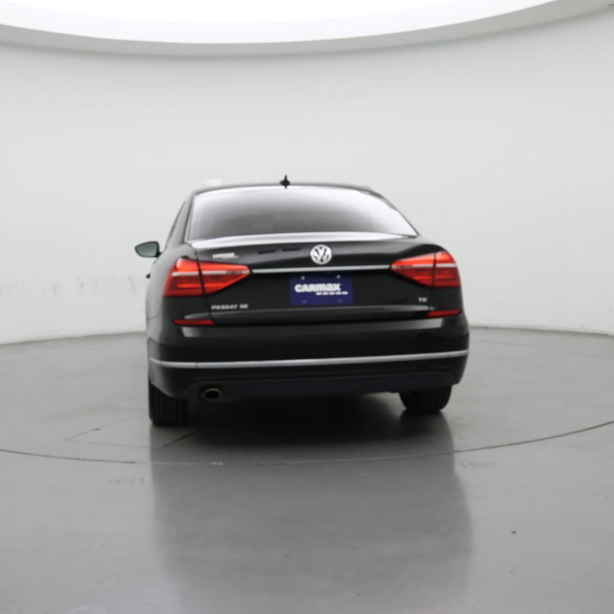 Thumbnail: 2016 Volkswagen Passat - 6