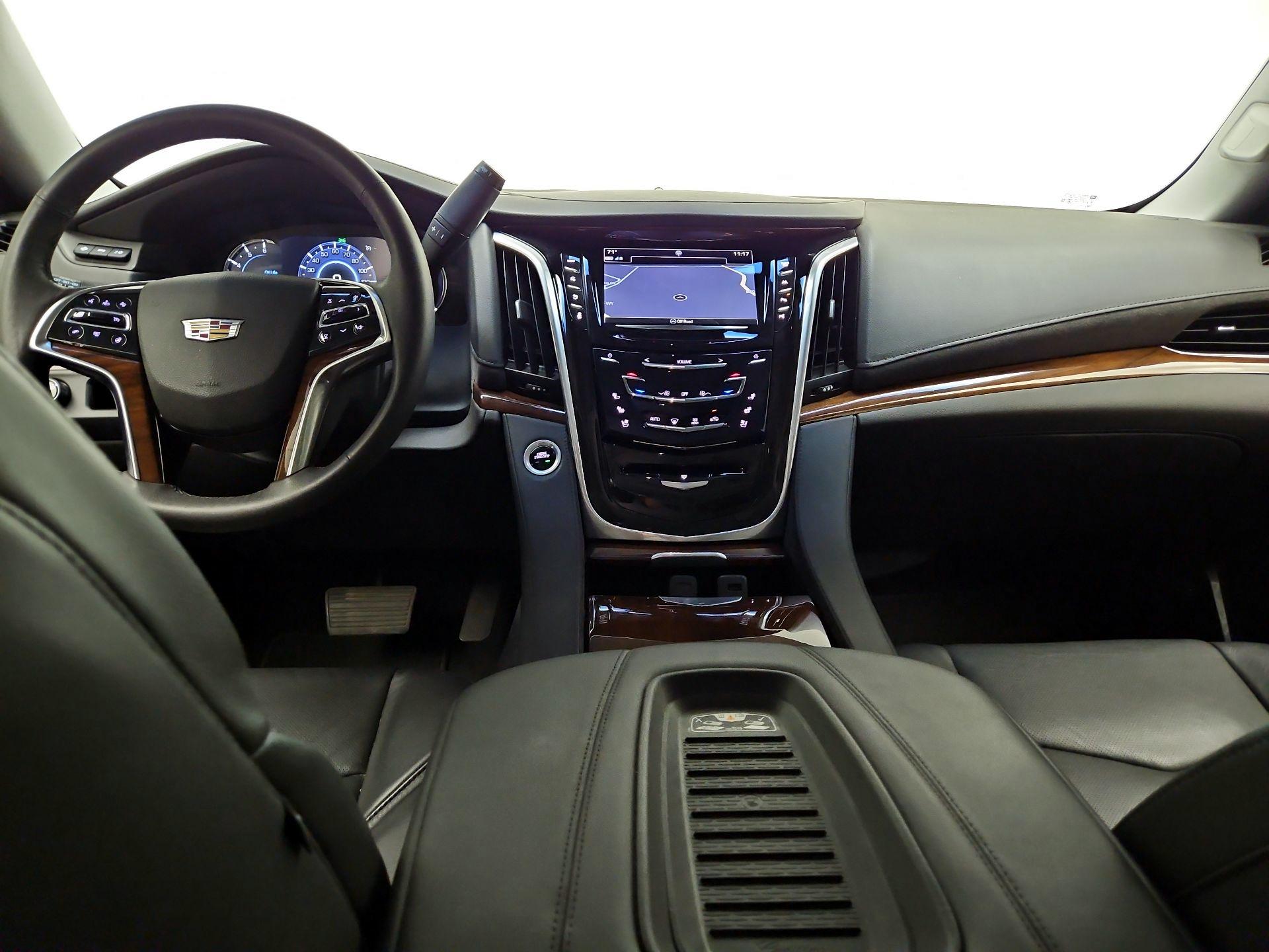Thumbnail: 2019 Cadillac Escalade - 9