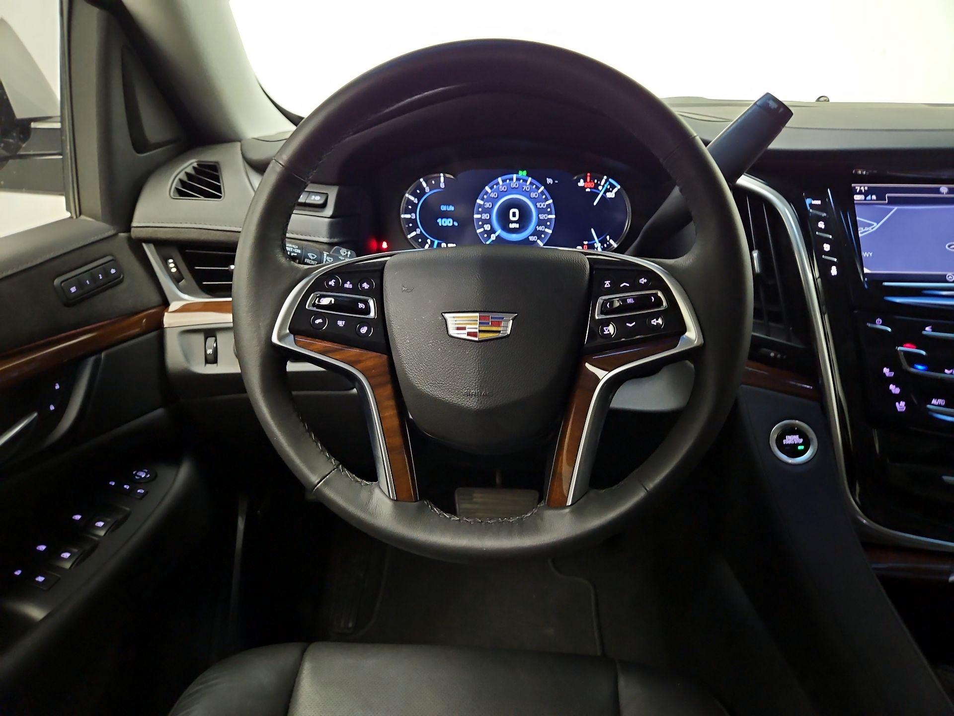 Thumbnail: 2019 Cadillac Escalade - 10