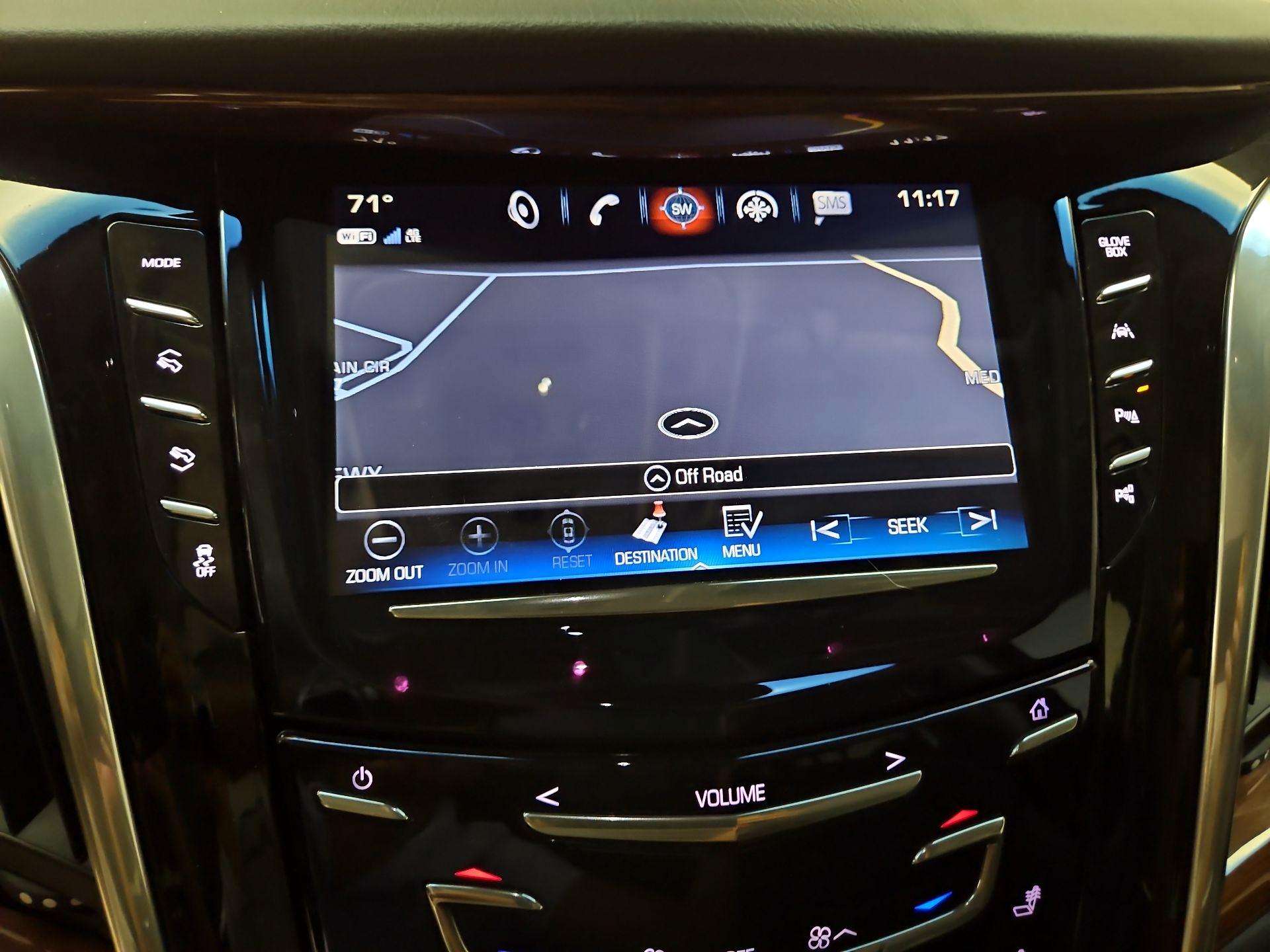 Thumbnail: 2019 Cadillac Escalade - 14