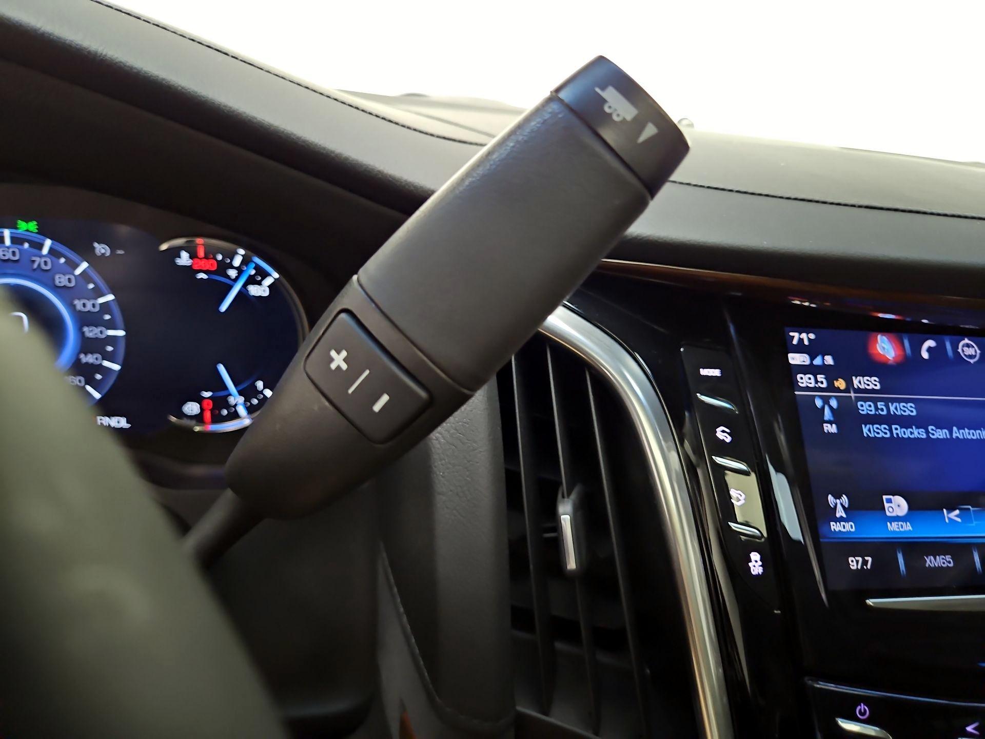 Thumbnail: 2019 Cadillac Escalade - 18