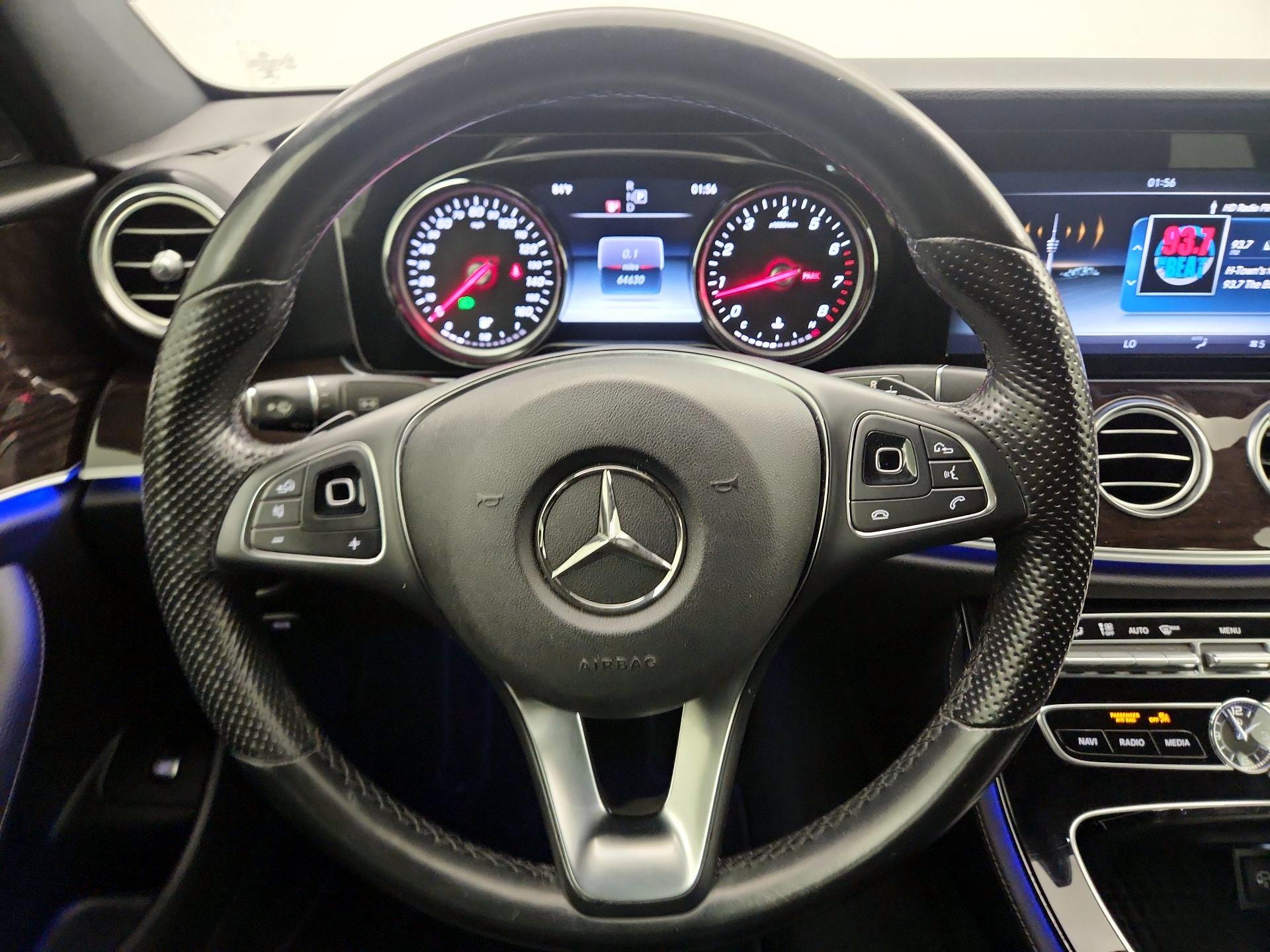 Thumbnail: 2017 Mercedes-Benz E-Class - 10