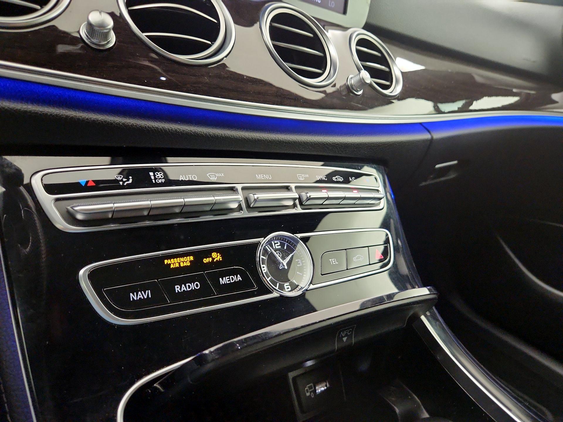 Thumbnail: 2017 Mercedes-Benz E-Class - 14