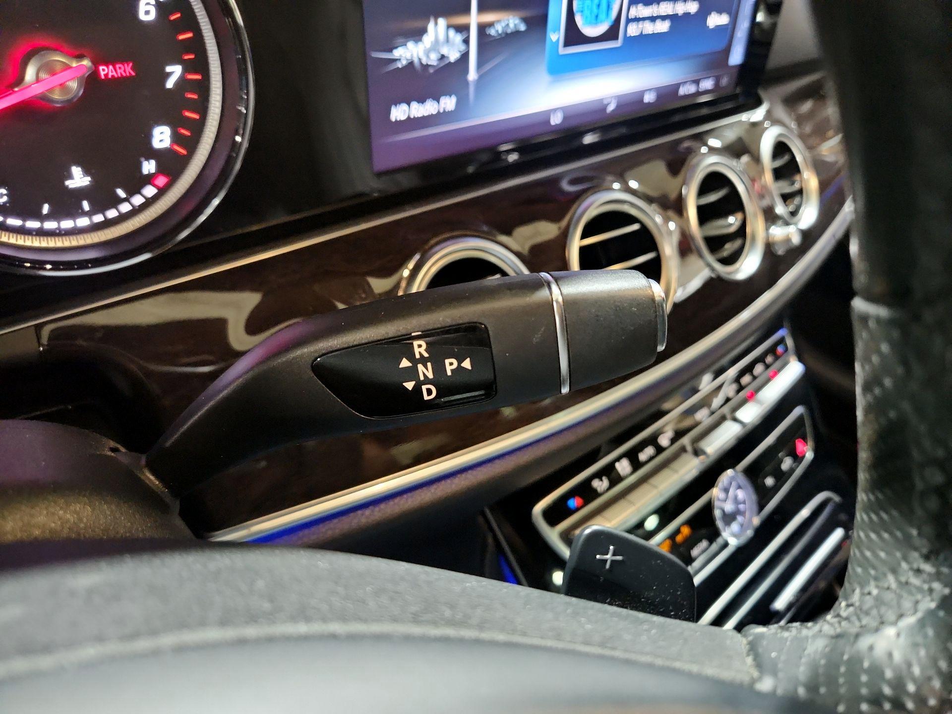 Thumbnail: 2017 Mercedes-Benz E-Class - 15
