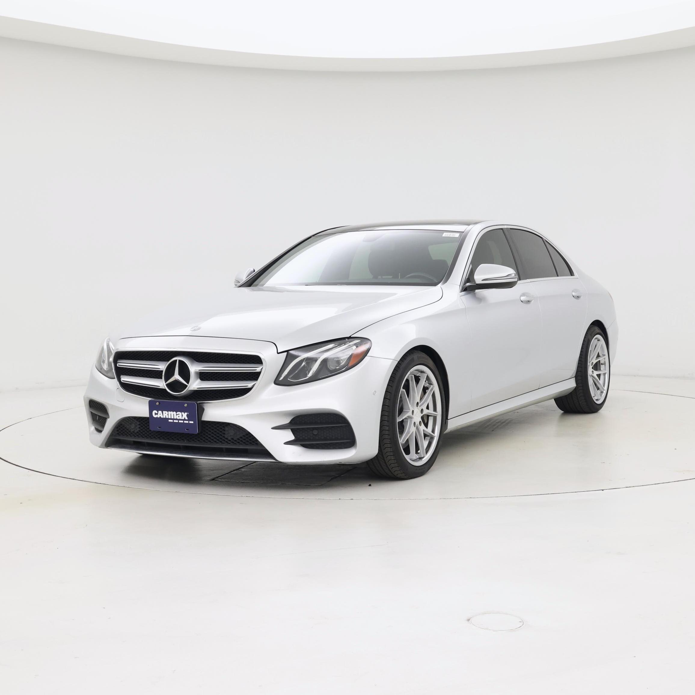 Thumbnail: 2017 Mercedes-Benz E-Class - 4