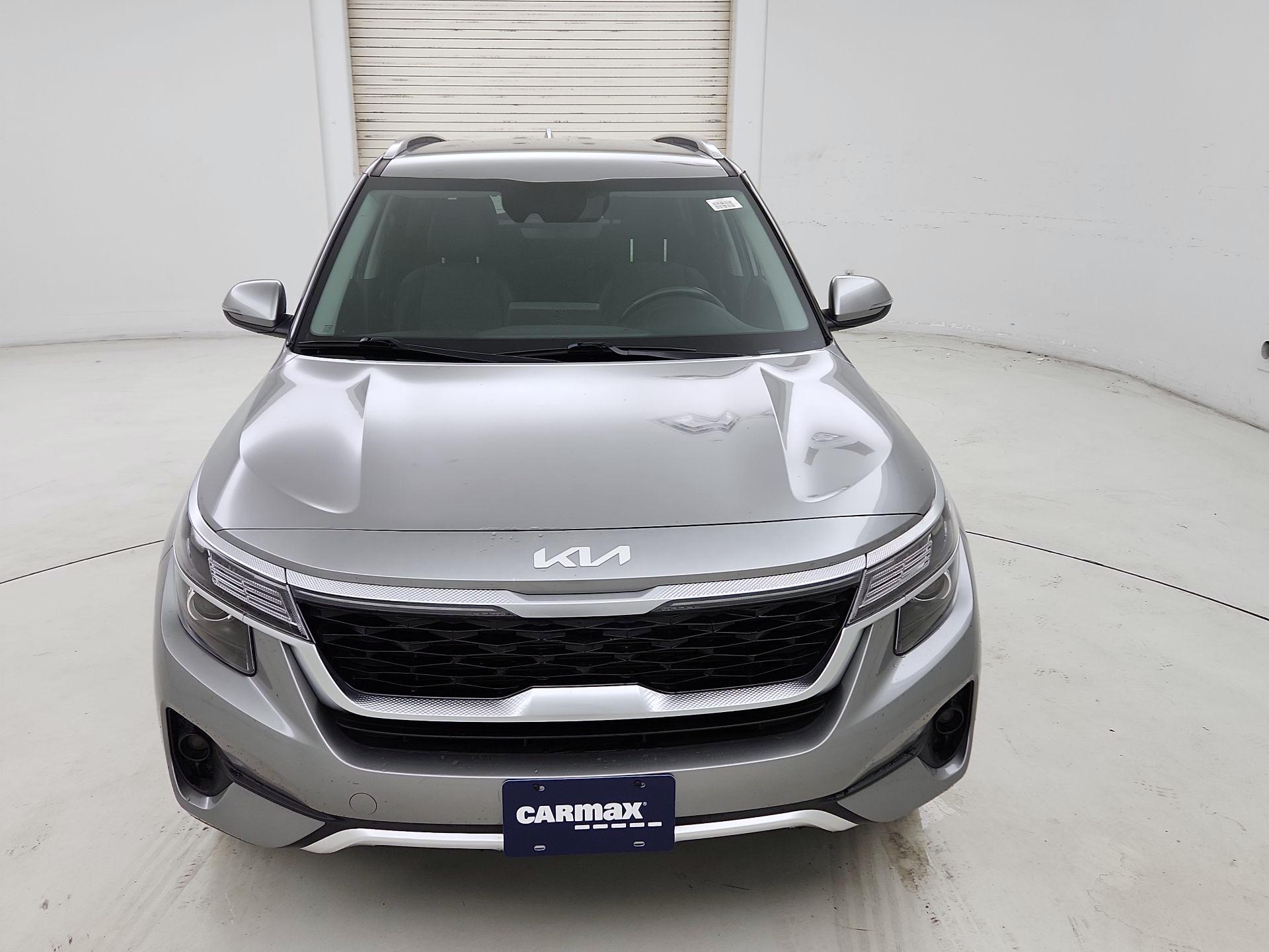 Thumbnail: 2023 Kia Seltos - 2