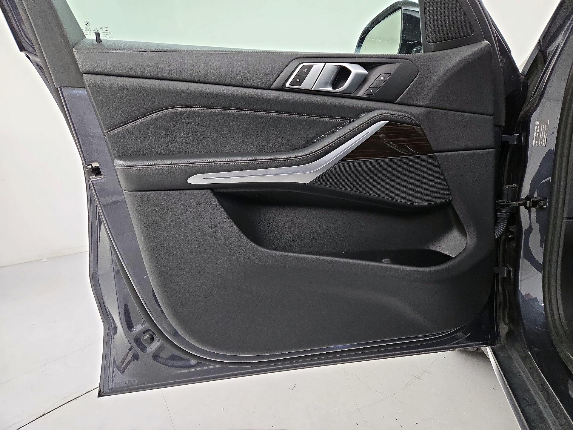 Thumbnail: 2020 BMW X5 - 12