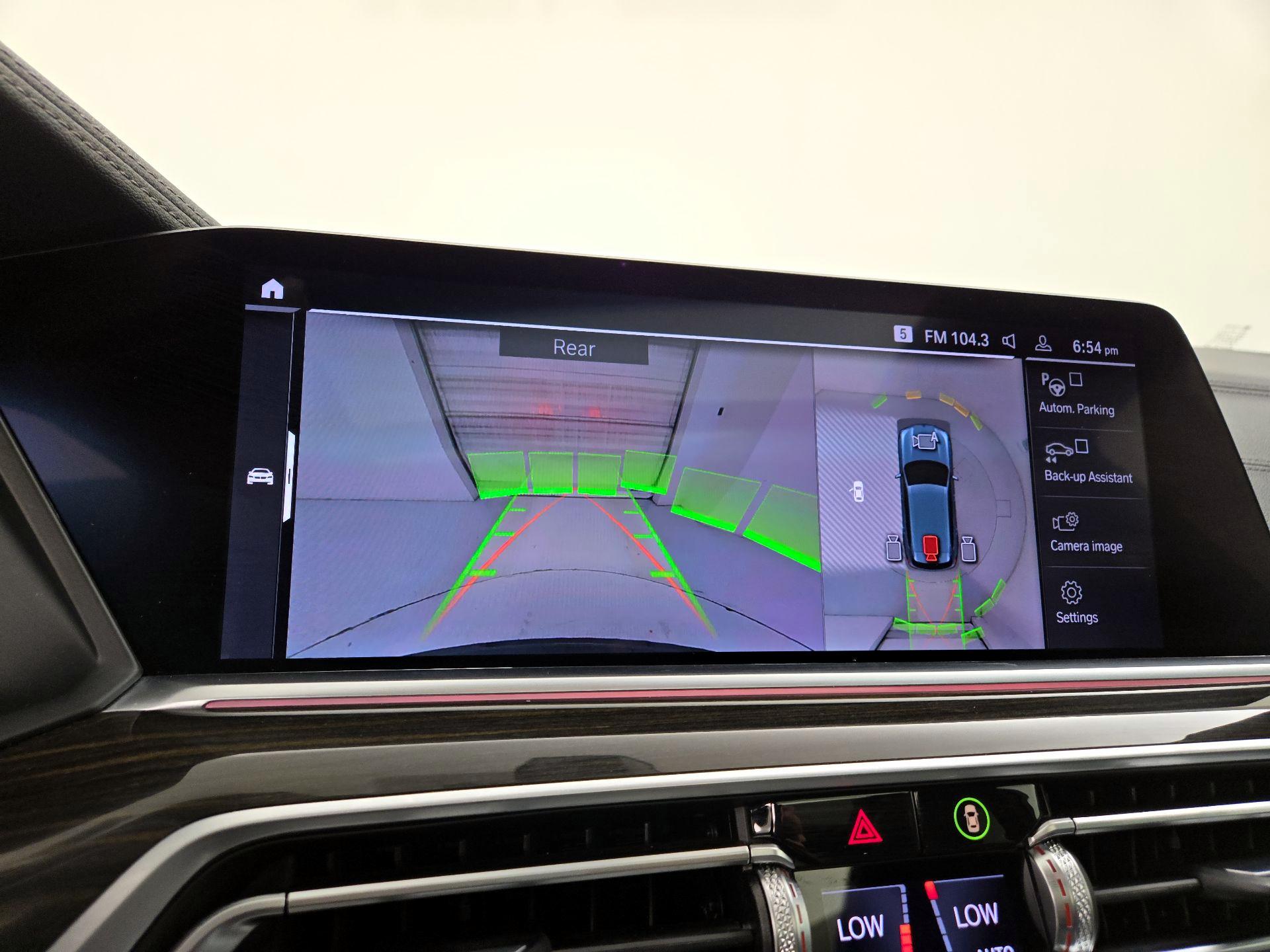 Thumbnail: 2020 BMW X5 - 15