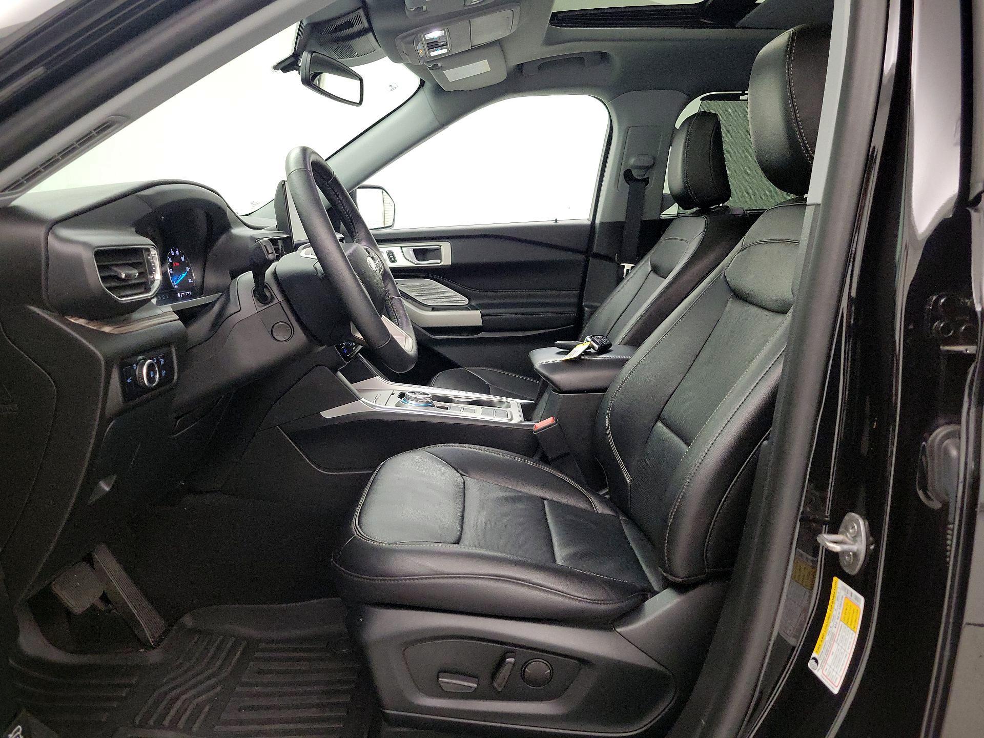 Thumbnail: 2023 Ford Explorer - 11