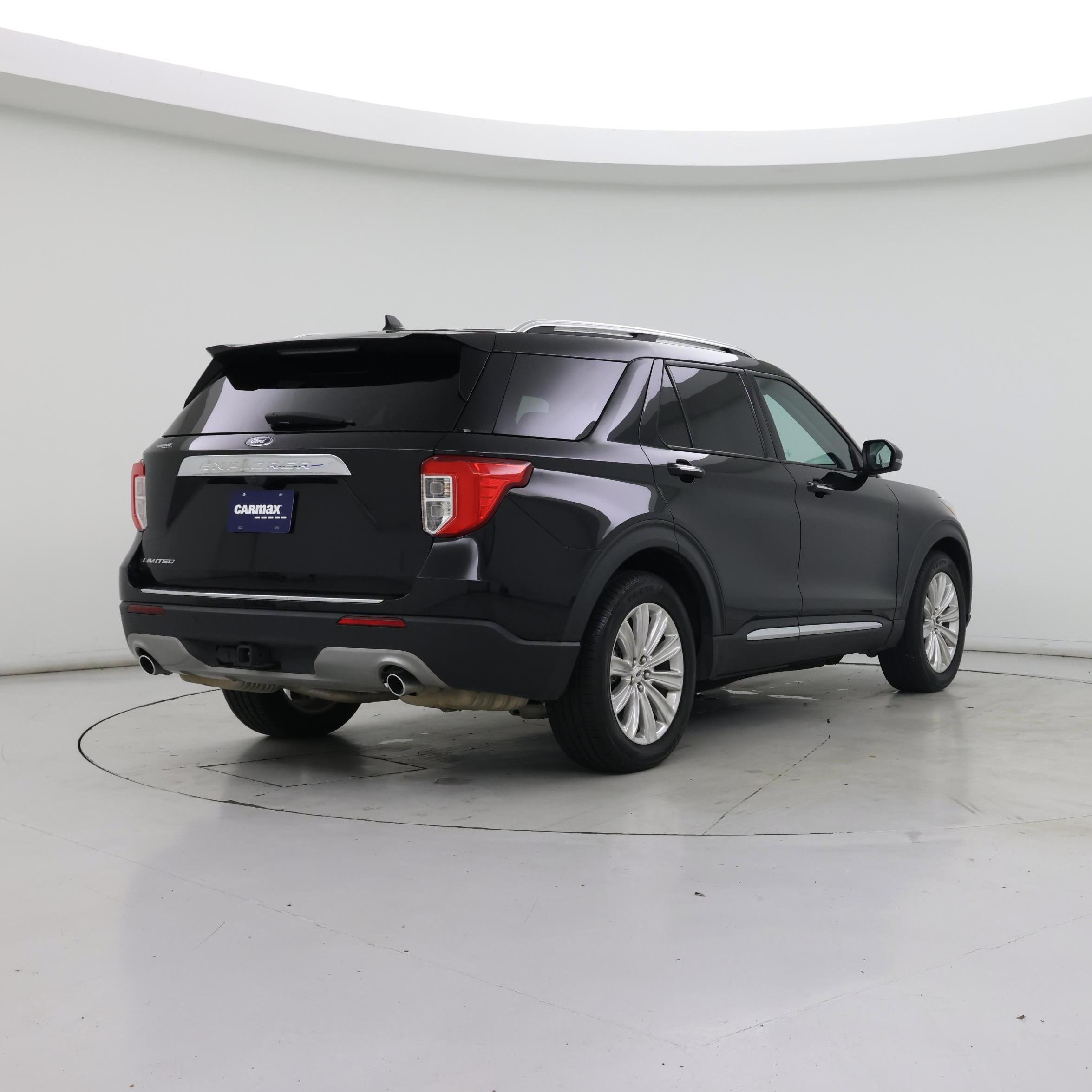 Thumbnail: 2023 Ford Explorer - 8