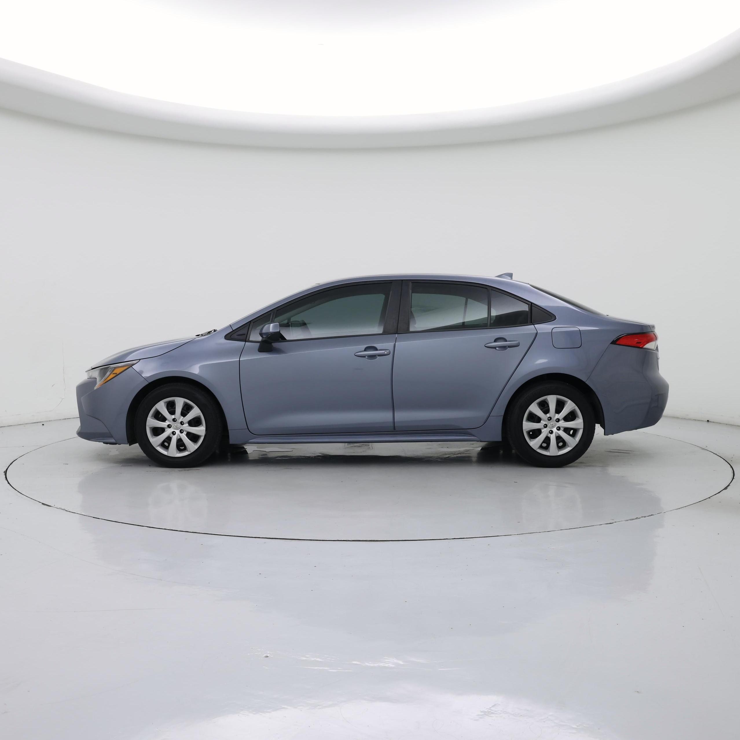 Thumbnail: 2021 Toyota Corolla - 3