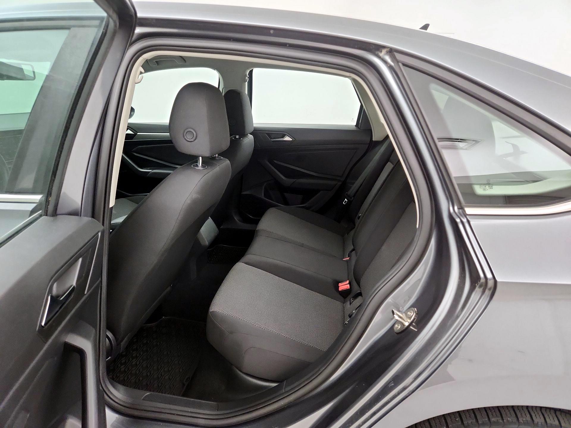 Thumbnail: 2021 Volkswagen Jetta - 19