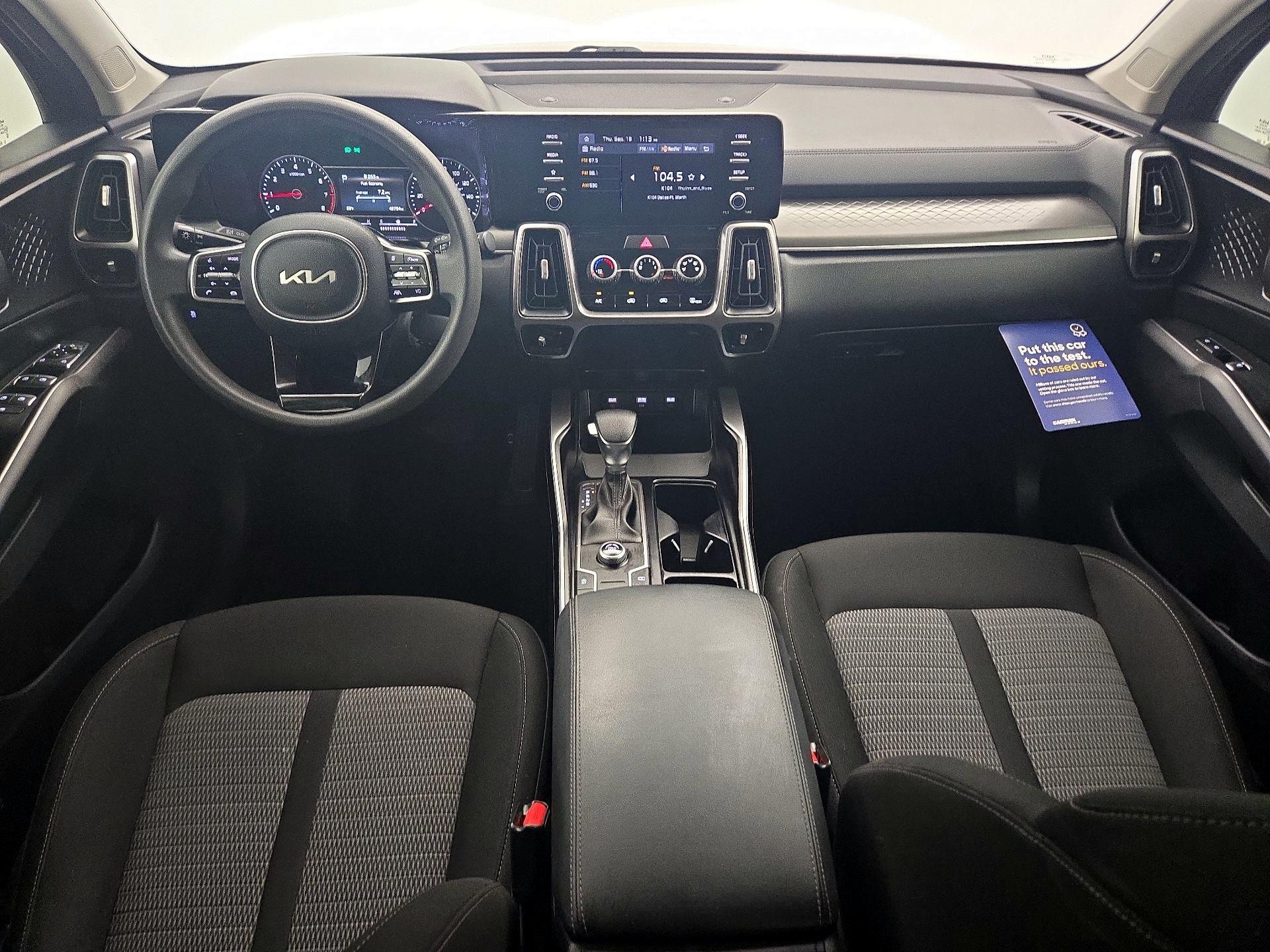 Thumbnail: 2022 Kia Sorento - 9