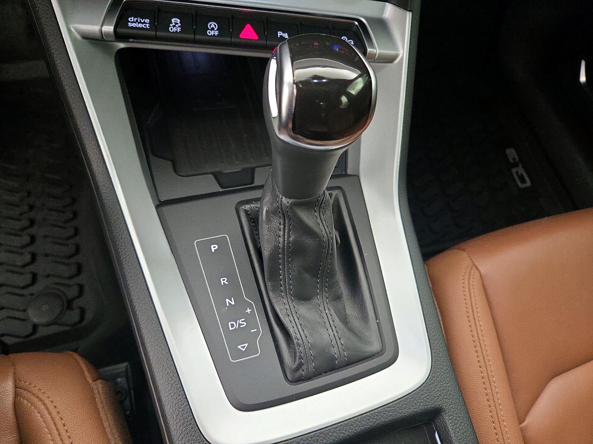 Thumbnail: 2020 Audi Q3 - 18