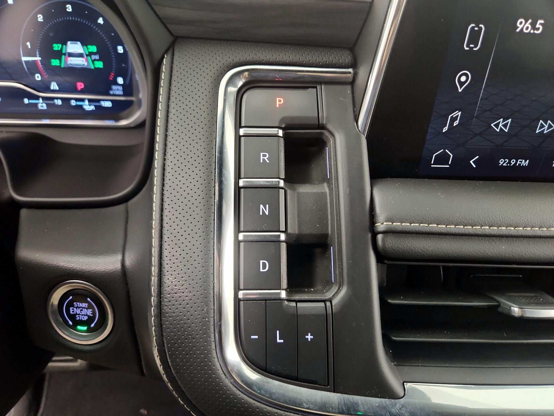 Thumbnail: 2023 GMC Yukon - 16