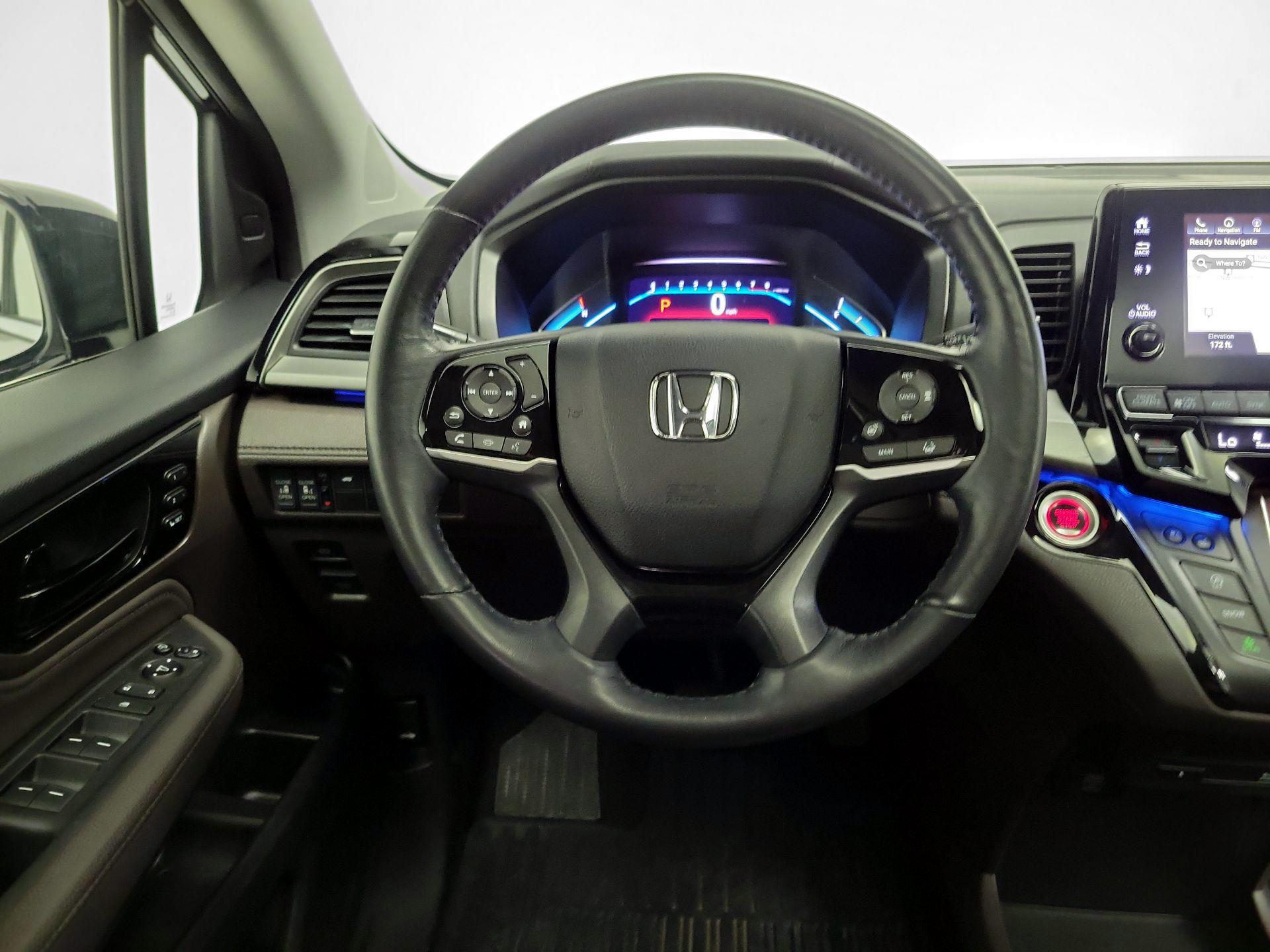Thumbnail: 2018 Honda Odyssey - 10